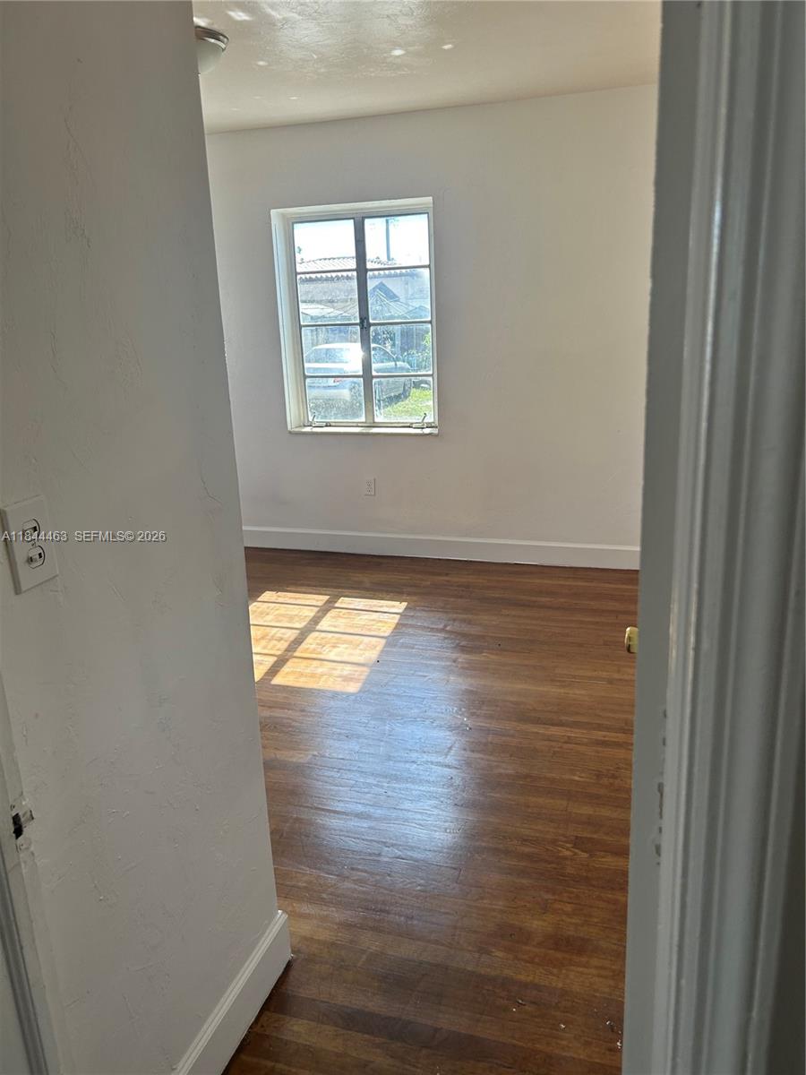 See details / 1686 sq. ft. $ 2026-04-05 0 Photo