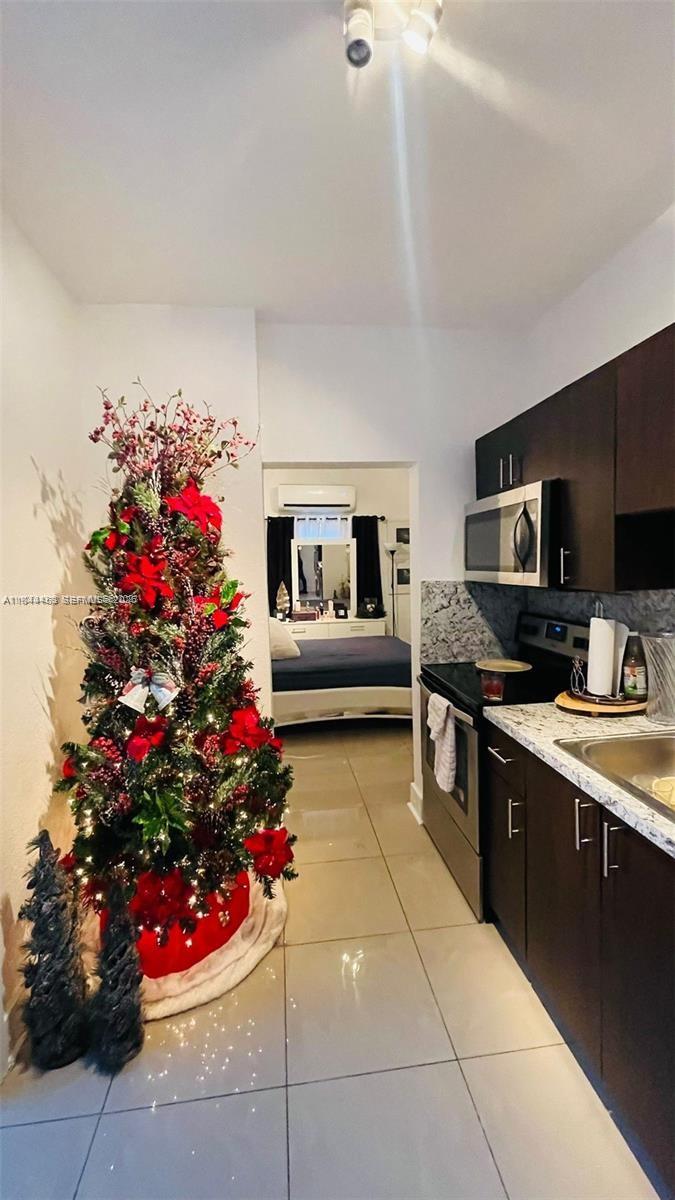 See details / 1686 sq. ft. $ 2026-04-05 0 Photo