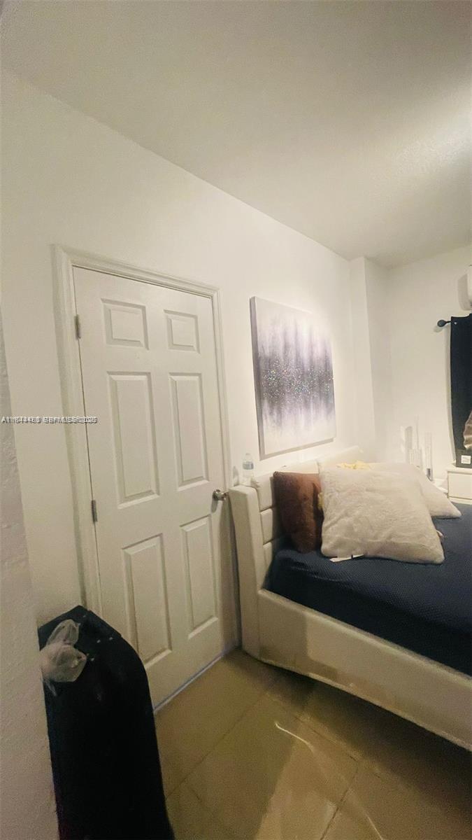 See details / 1686 sq. ft. $ 2026-04-05 0 Photo