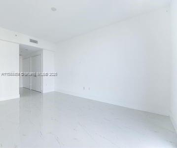 Photo of 17111 Biscayne Blvd  #1009, North Miami Beach, Florida, 33160 - 