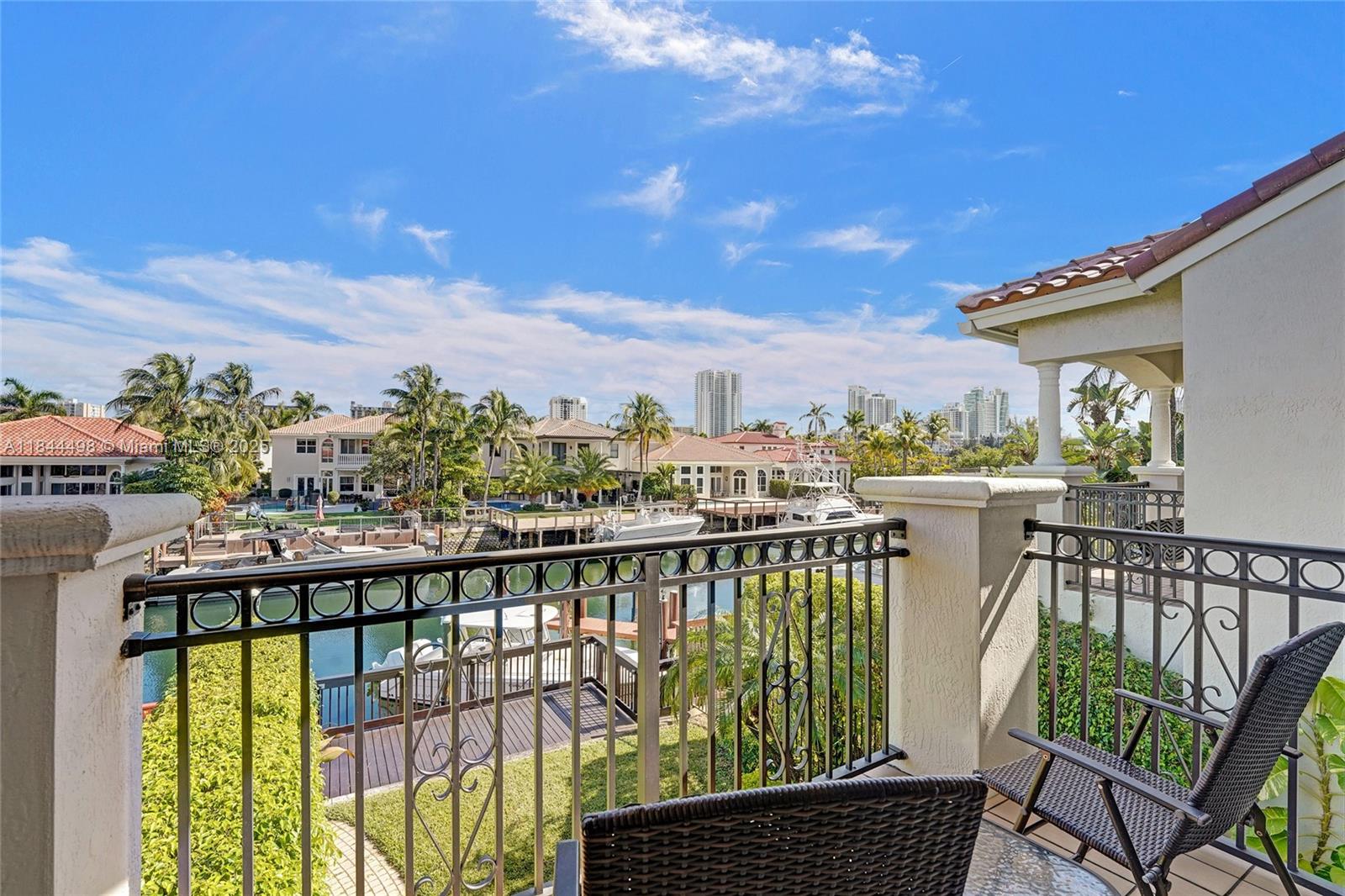 Photo of 1375 Harbor Vw E  (1375), Hollywood, Florida, 33019 - 