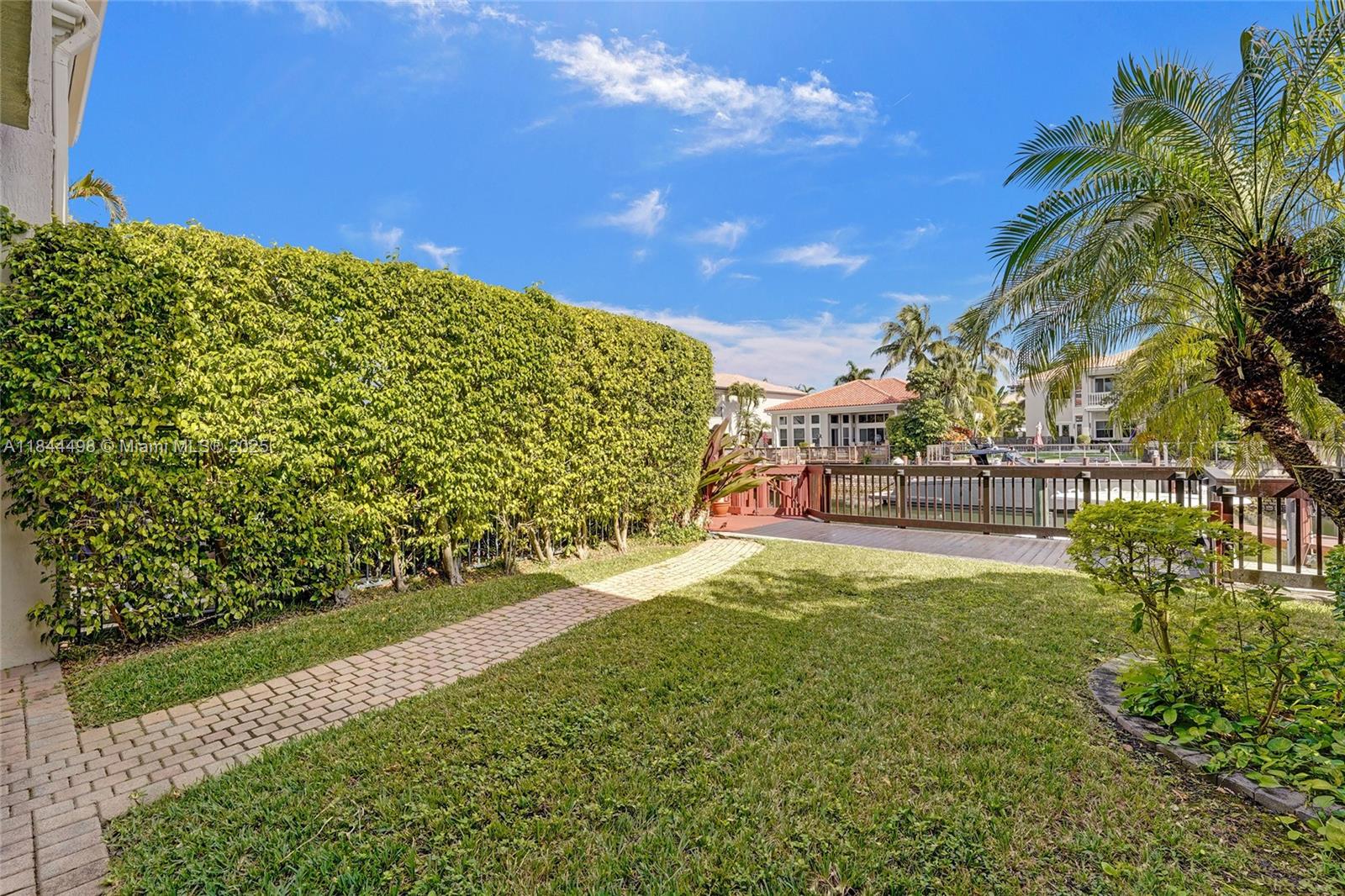 Photo of 1375 Harbor Vw E  (1375), Hollywood, Florida, 33019 - 