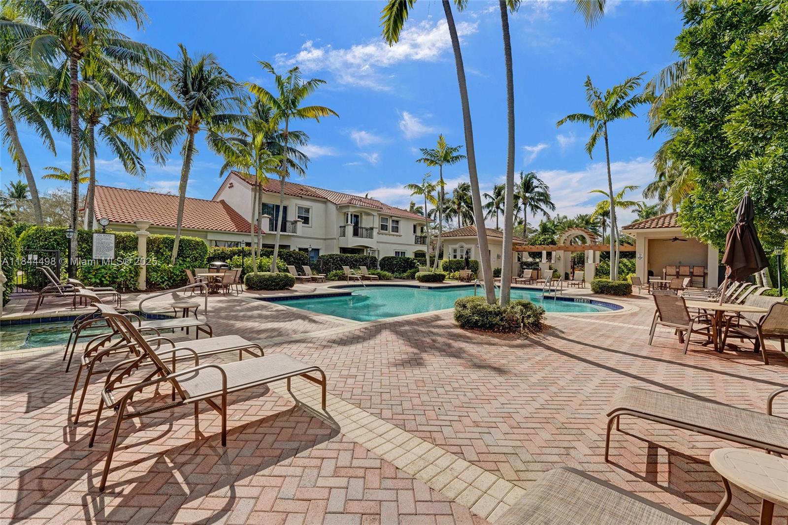 Photo of 1375 Harbor Vw E  (1375), Hollywood, Florida, 33019 - 