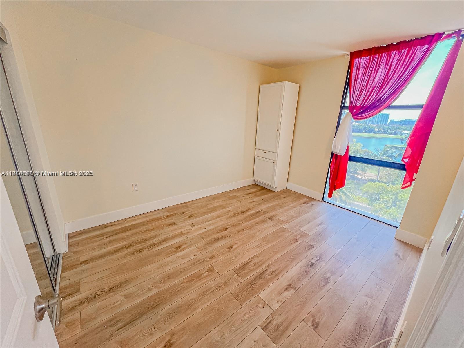 Photo of 3625 Country Club Dr  #808, Aventura, Florida, 33180 - 