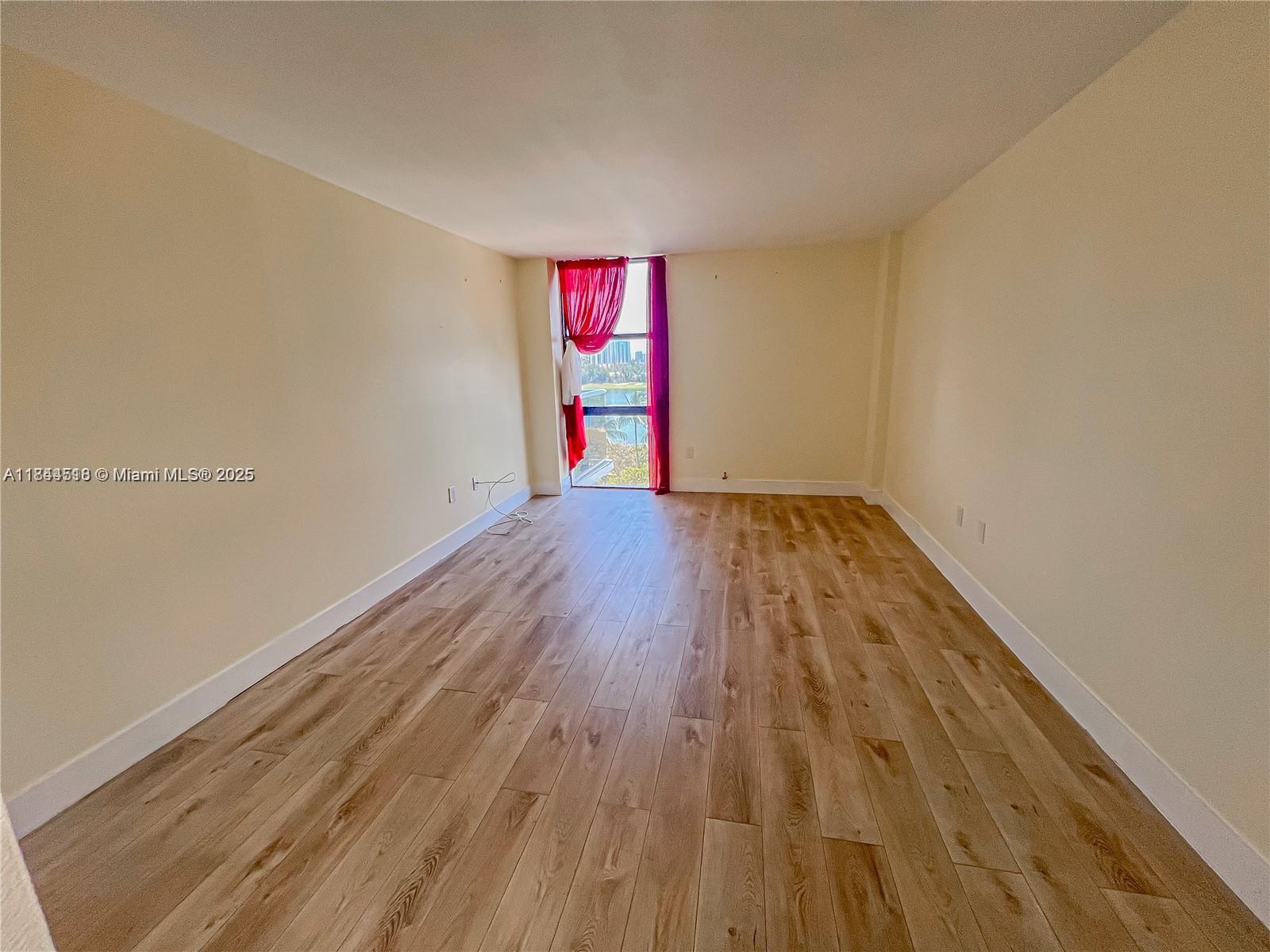 Photo of 3625 Country Club Dr  #808, Aventura, Florida, 33180 - 