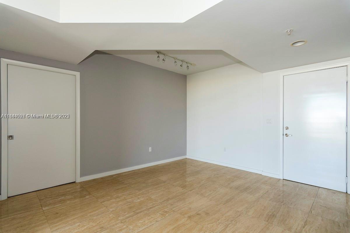Photo of 18800 29th Ave #803, Aventura, Florida, 33180 -