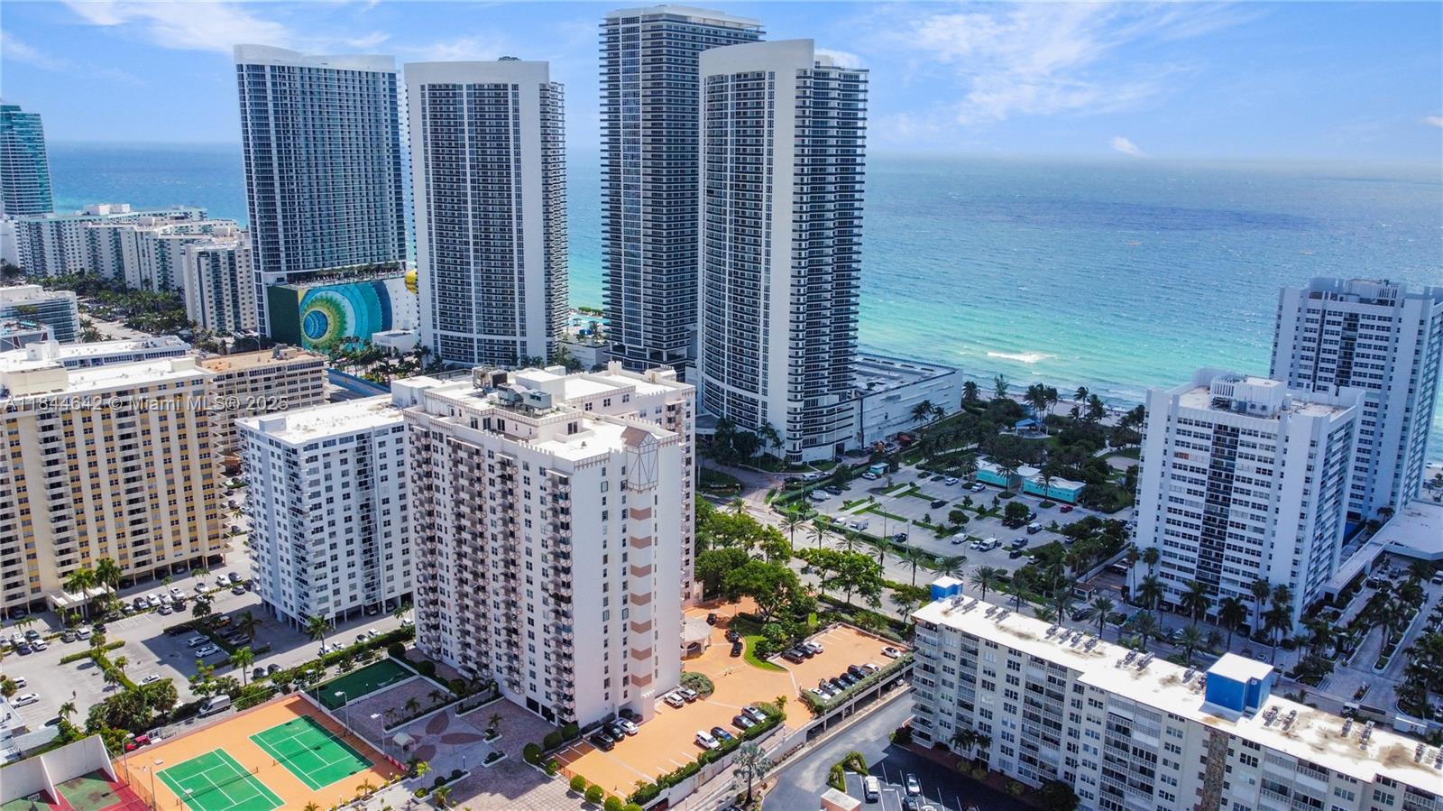 Photo of 1865 Ocean Dr  #4H, Hallandale Beach, Florida, 33009 - 