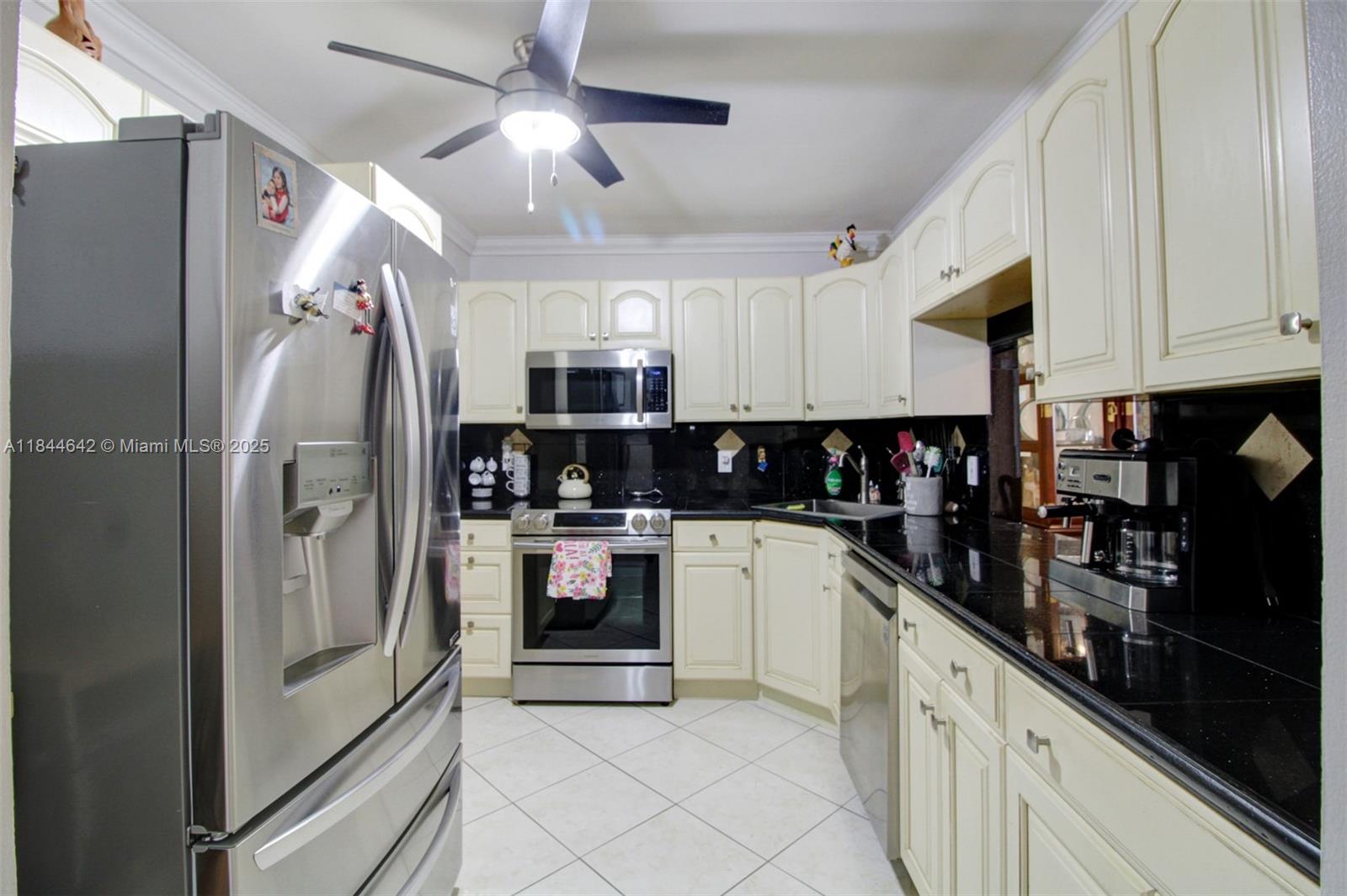 Photo of 1865 Ocean Dr #4H, Hallandale Beach, Florida, 33009 -