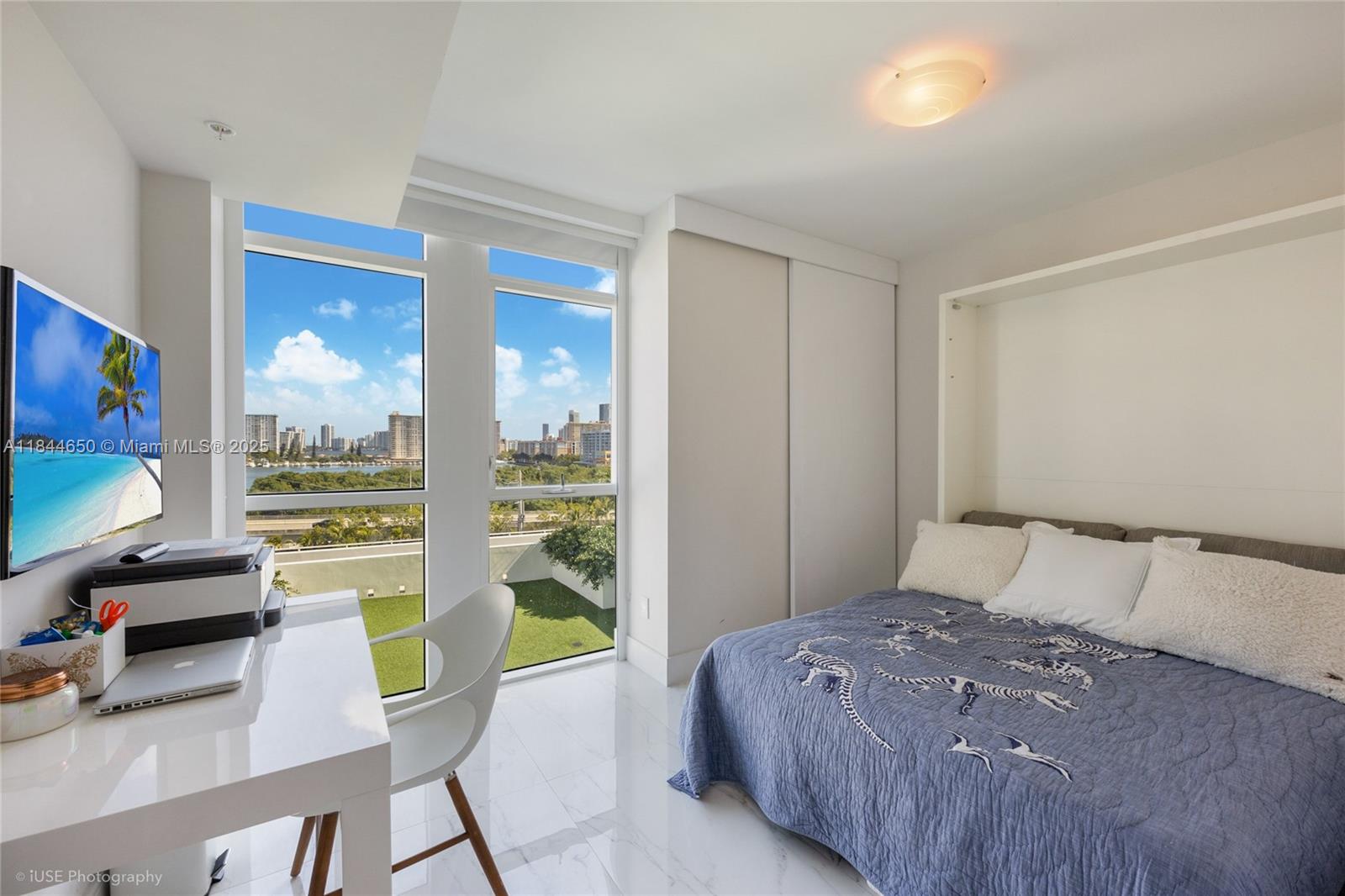 Photo of 400 Sunny Isles Blvd  #704, Sunny Isles Beach, Florida, 33160 - 