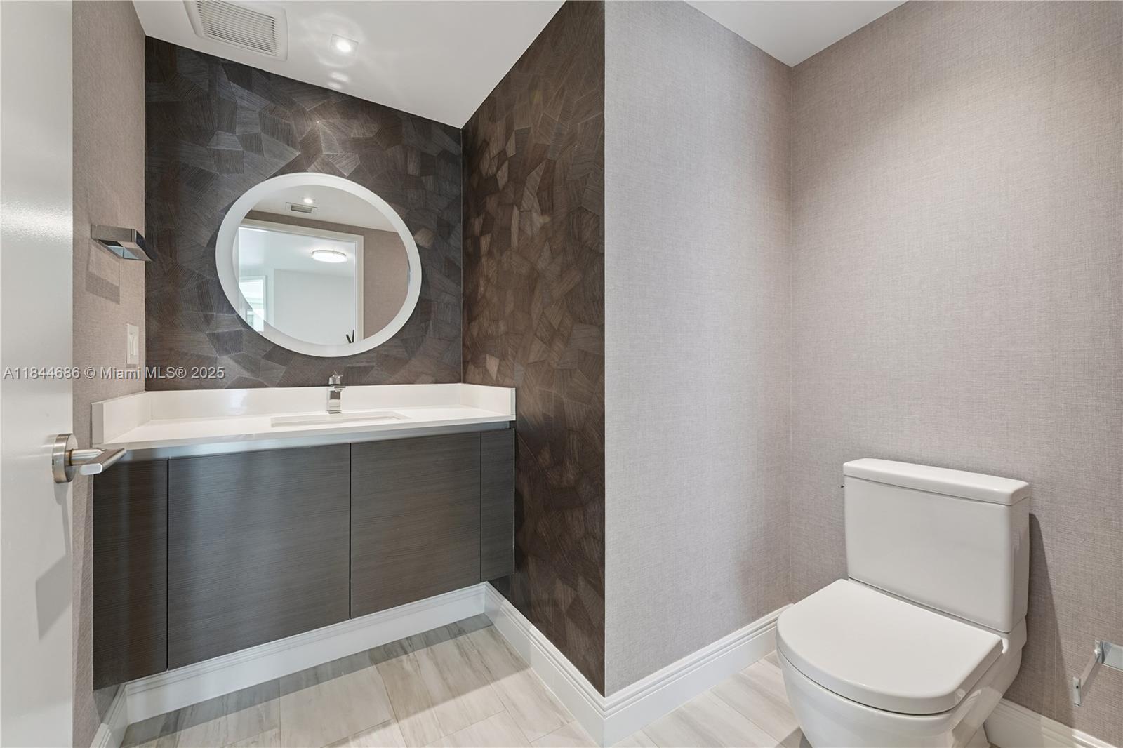 4-1107 3 / 4 1892 sq. ft. $ 2025-07-22 0 Photo