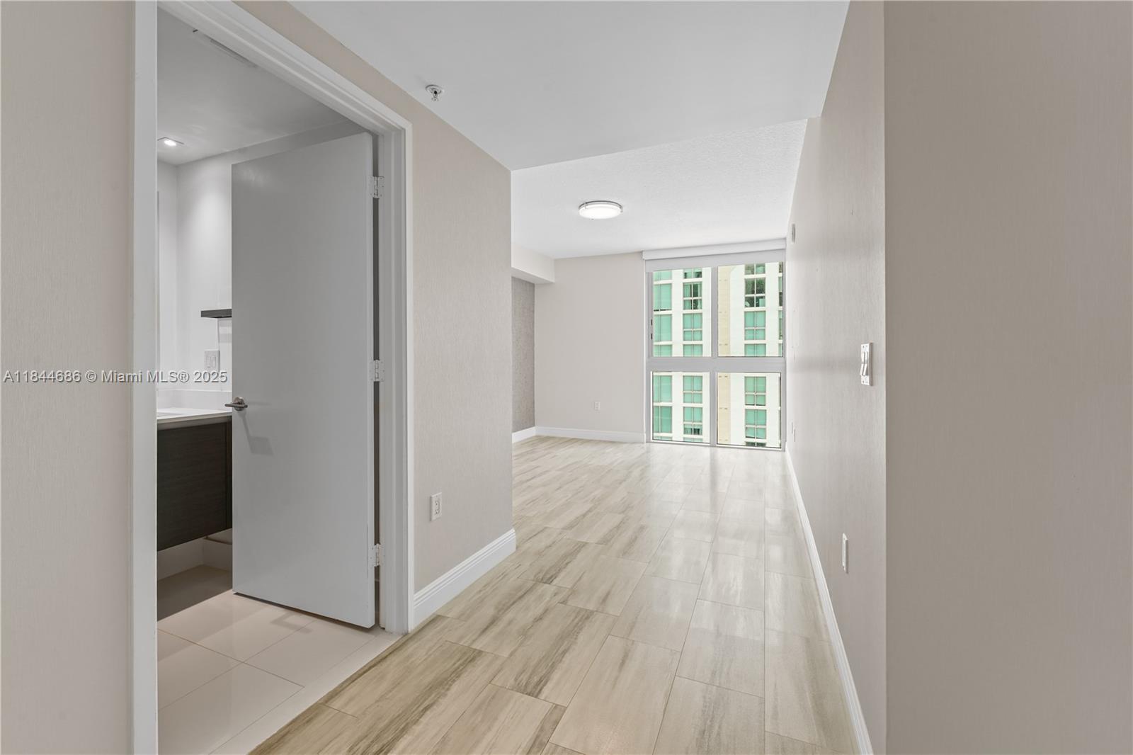 4-1107 3 / 4 1892 sq. ft. $ 2025-07-22 0 Photo