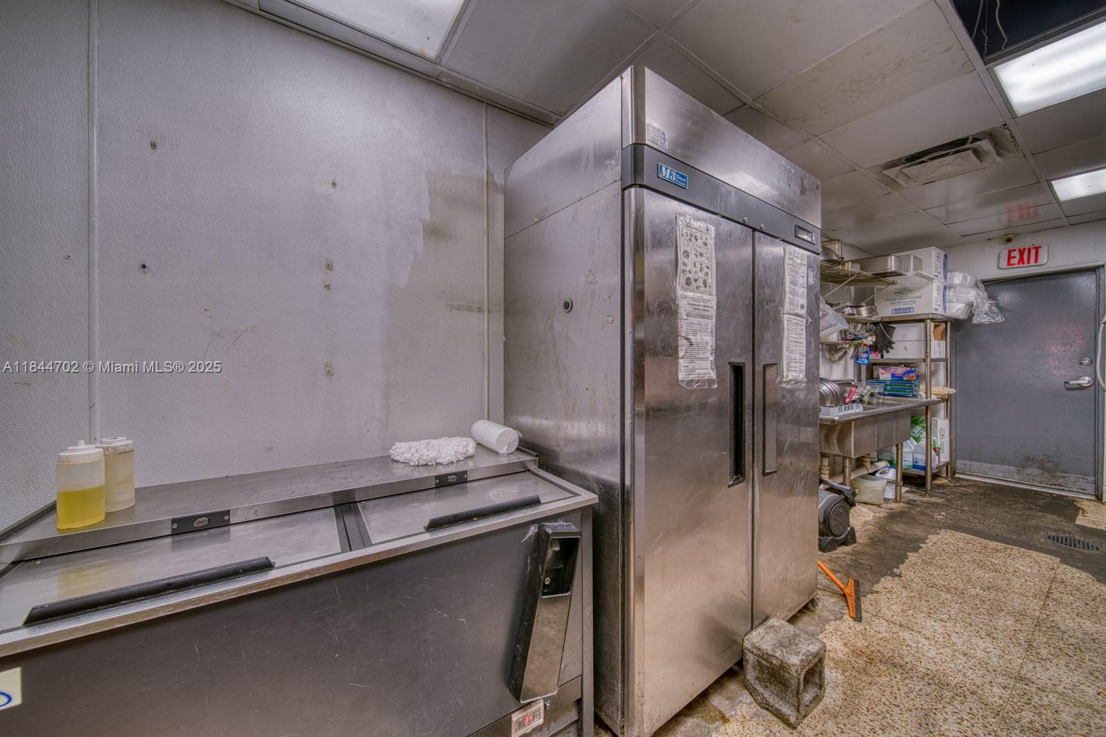 Ver detalles / sq. ft. $ 2025-07-22 0 foto