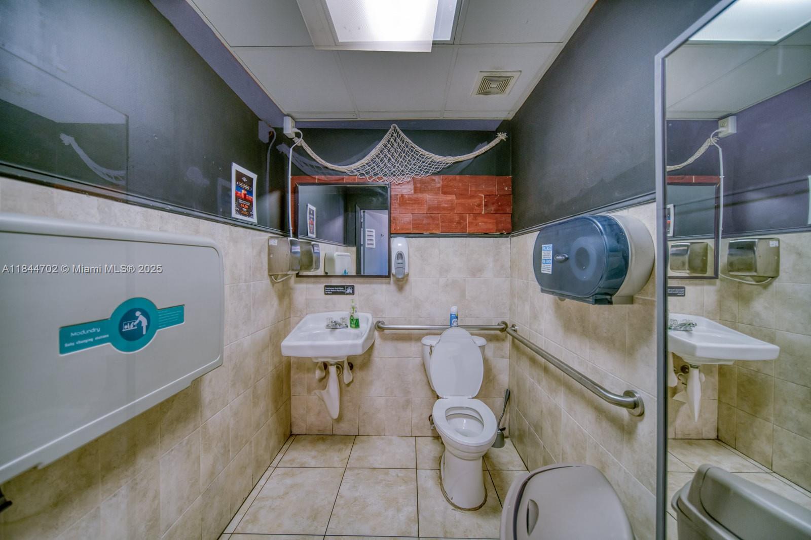 Ver detalles / sq. ft. $ 2025-07-22 0 foto