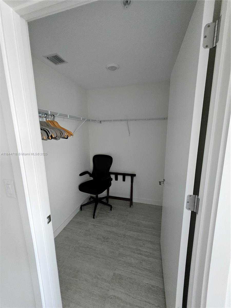 See details N-815 2 / 2 1113 sq. ft. $ 2025-07-22 0 Photo