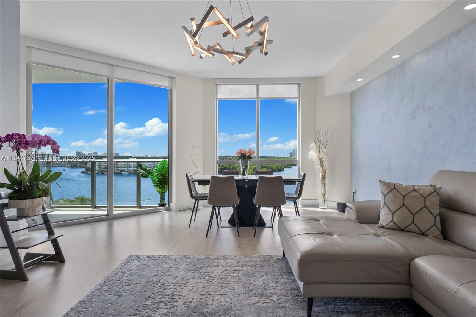 Photo of 17111 Biscayne Blvd  #806, North Miami Beach, Florida, 33160 - 