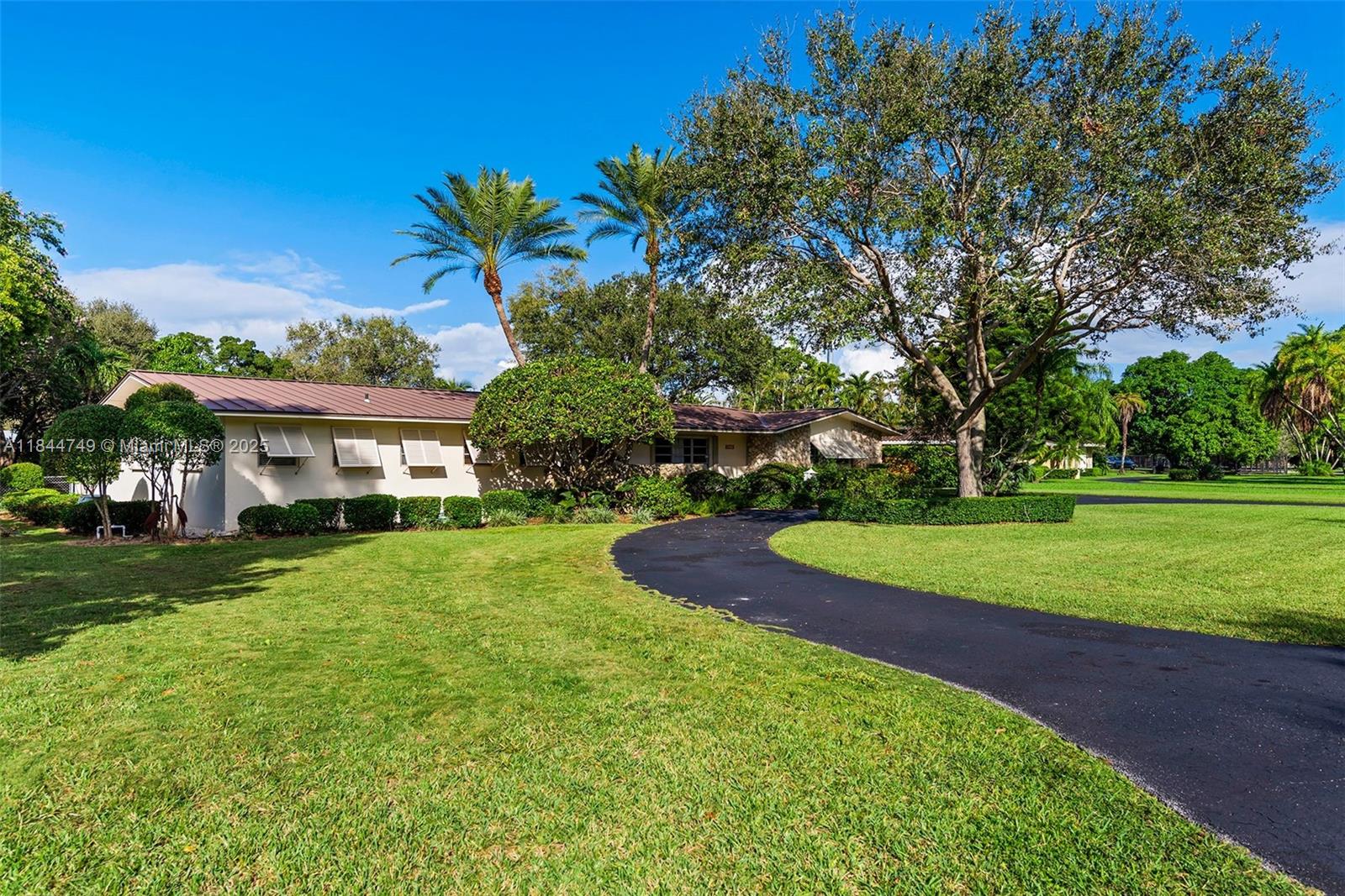 See details / sq. ft. $ 2025-07-22 0 Photo