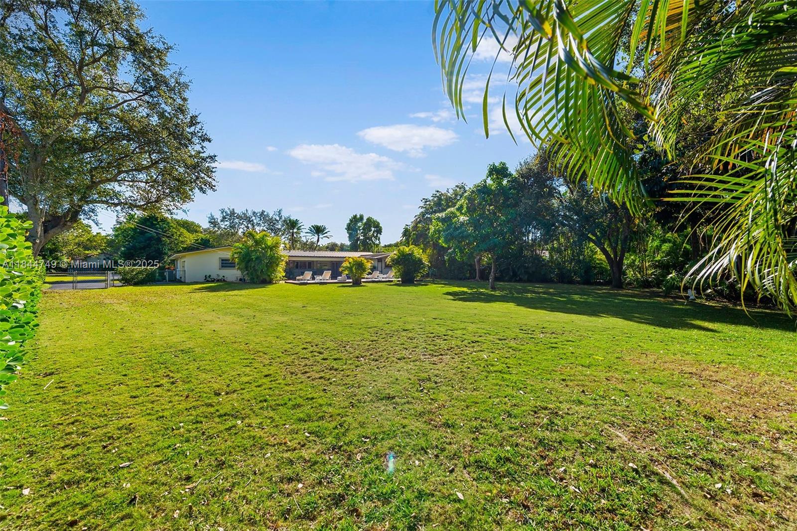See details / sq. ft. $ 2025-07-22 0 Photo