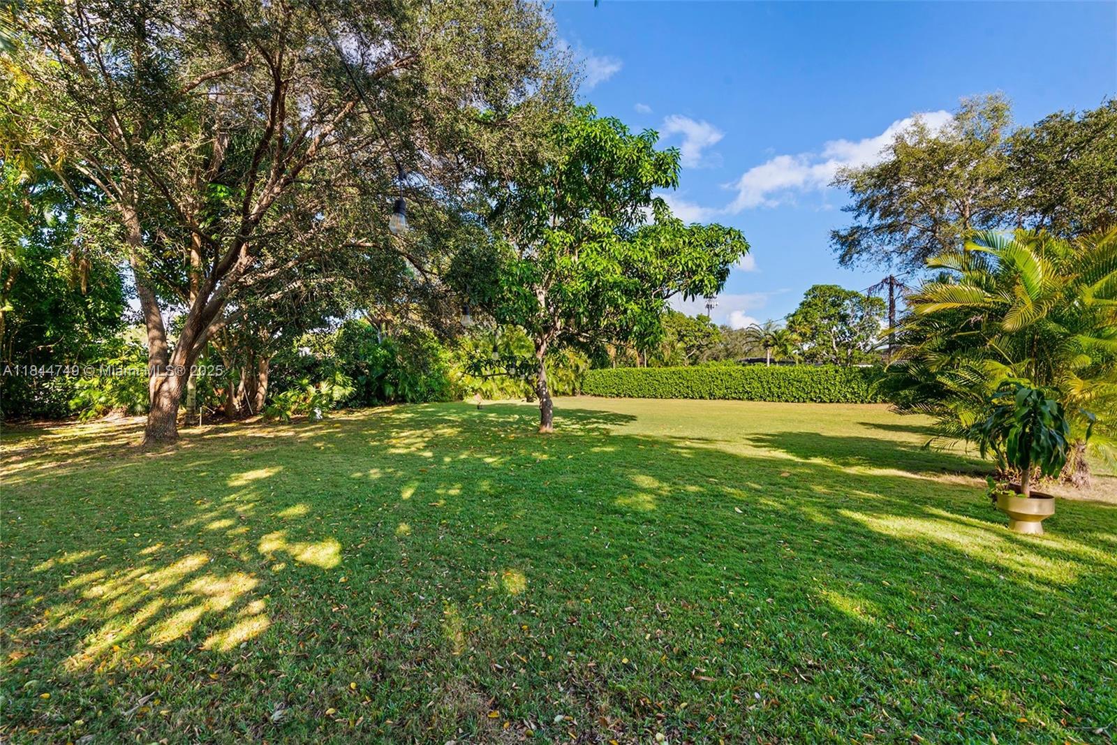 See details / sq. ft. $ 2025-07-22 0 Photo