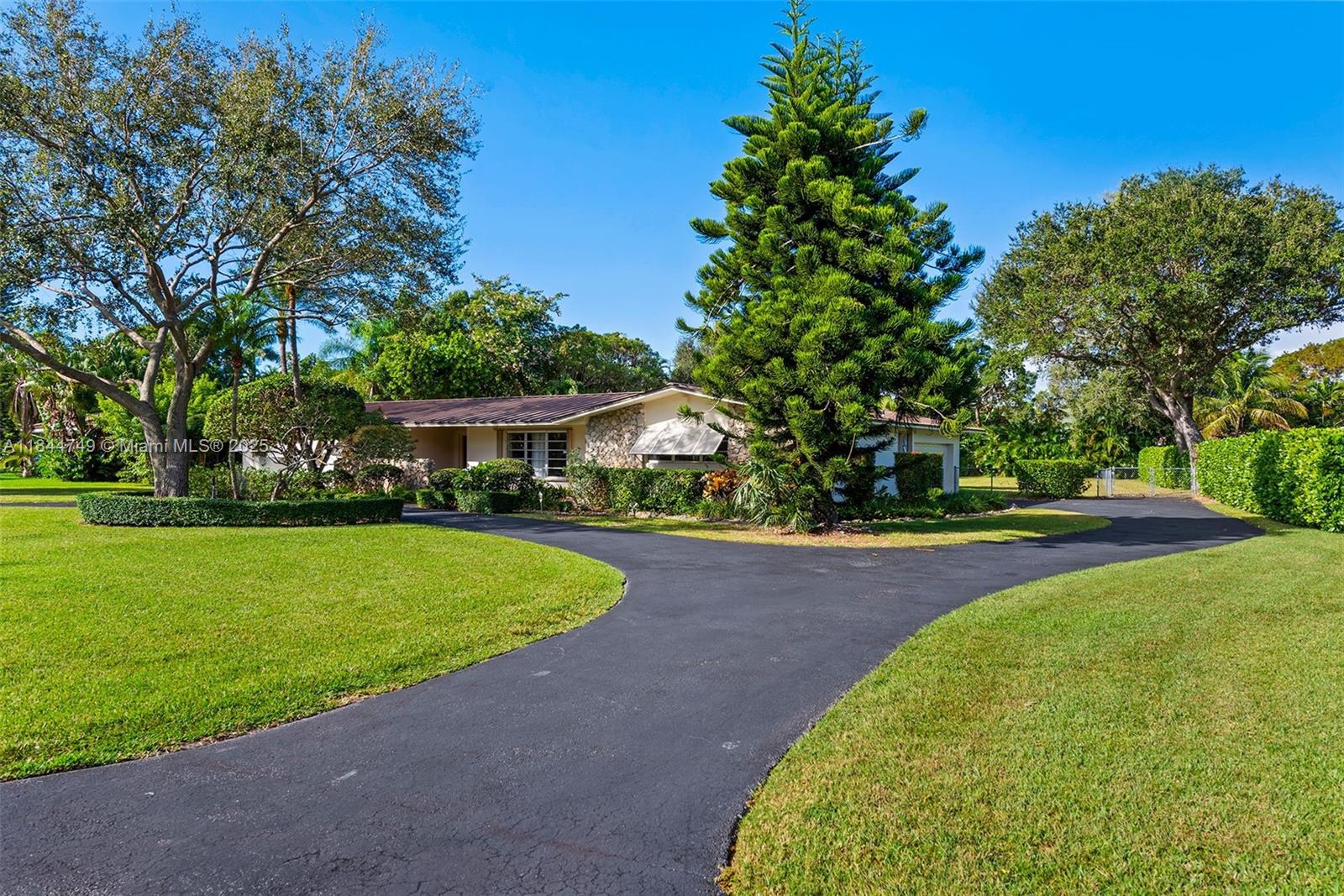 See details / sq. ft. $ 2025-07-22 0 Photo
