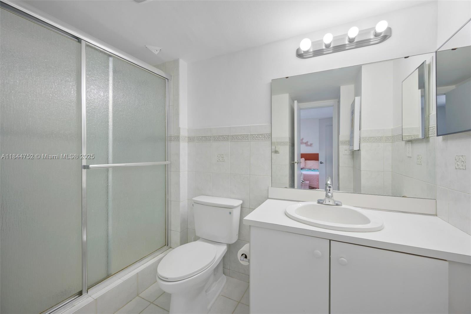 Photo of 20335 Country Club Dr  #1402, Aventura, Florida, 33180 - 