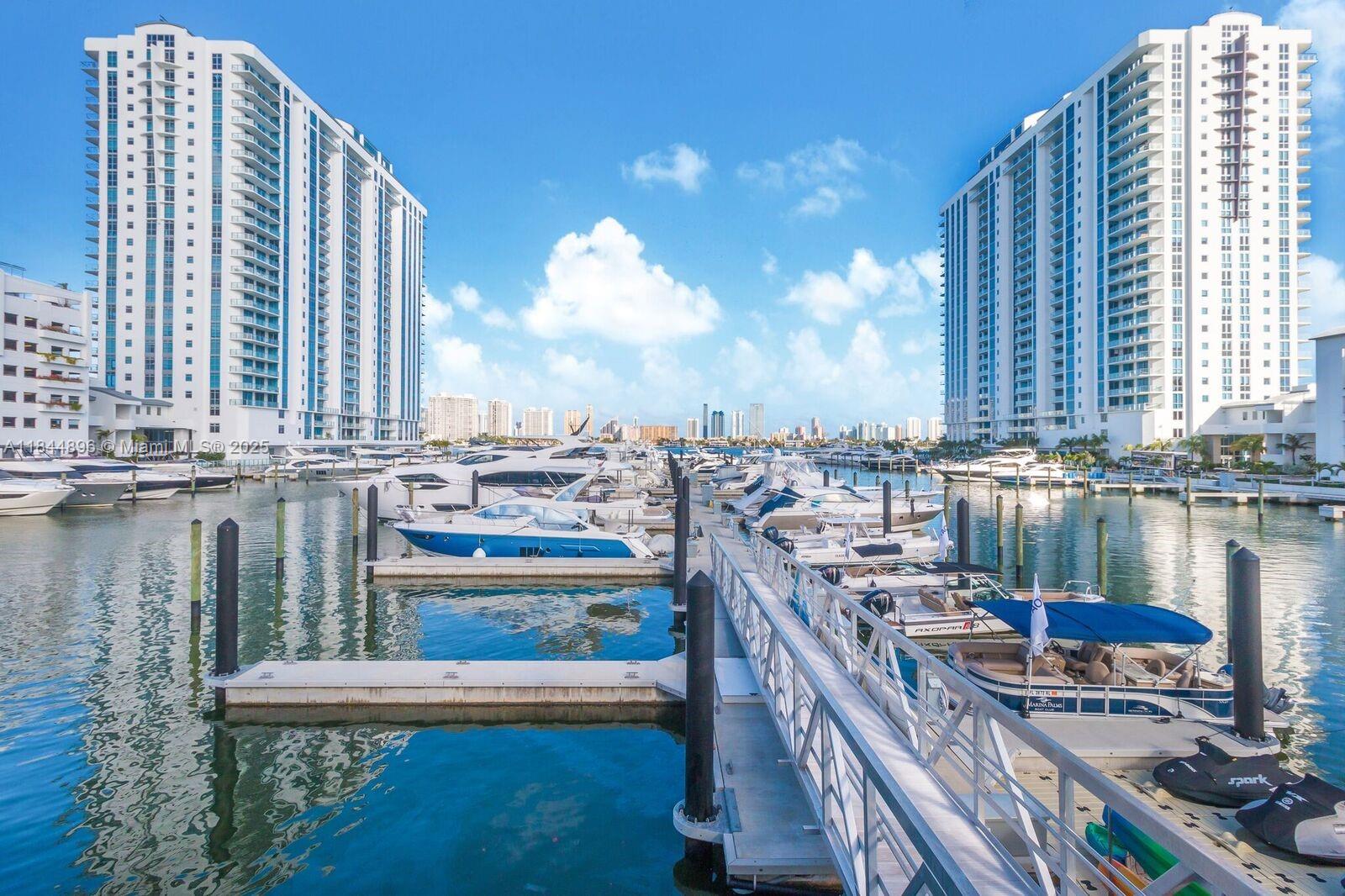 Photo of 17111 Biscayne Blvd  #1406, North Miami Beach, Florida, 33160 - 