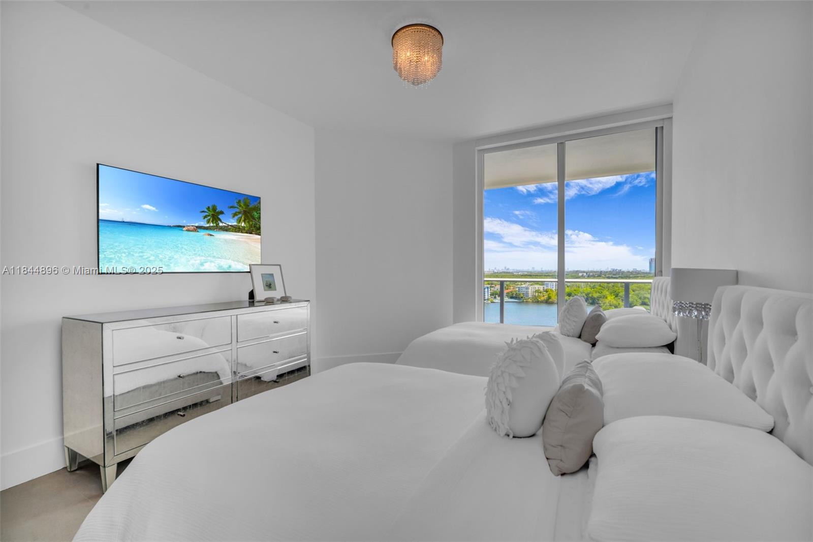 Photo of 17111 Biscayne Blvd  #1406, North Miami Beach, Florida, 33160 - 