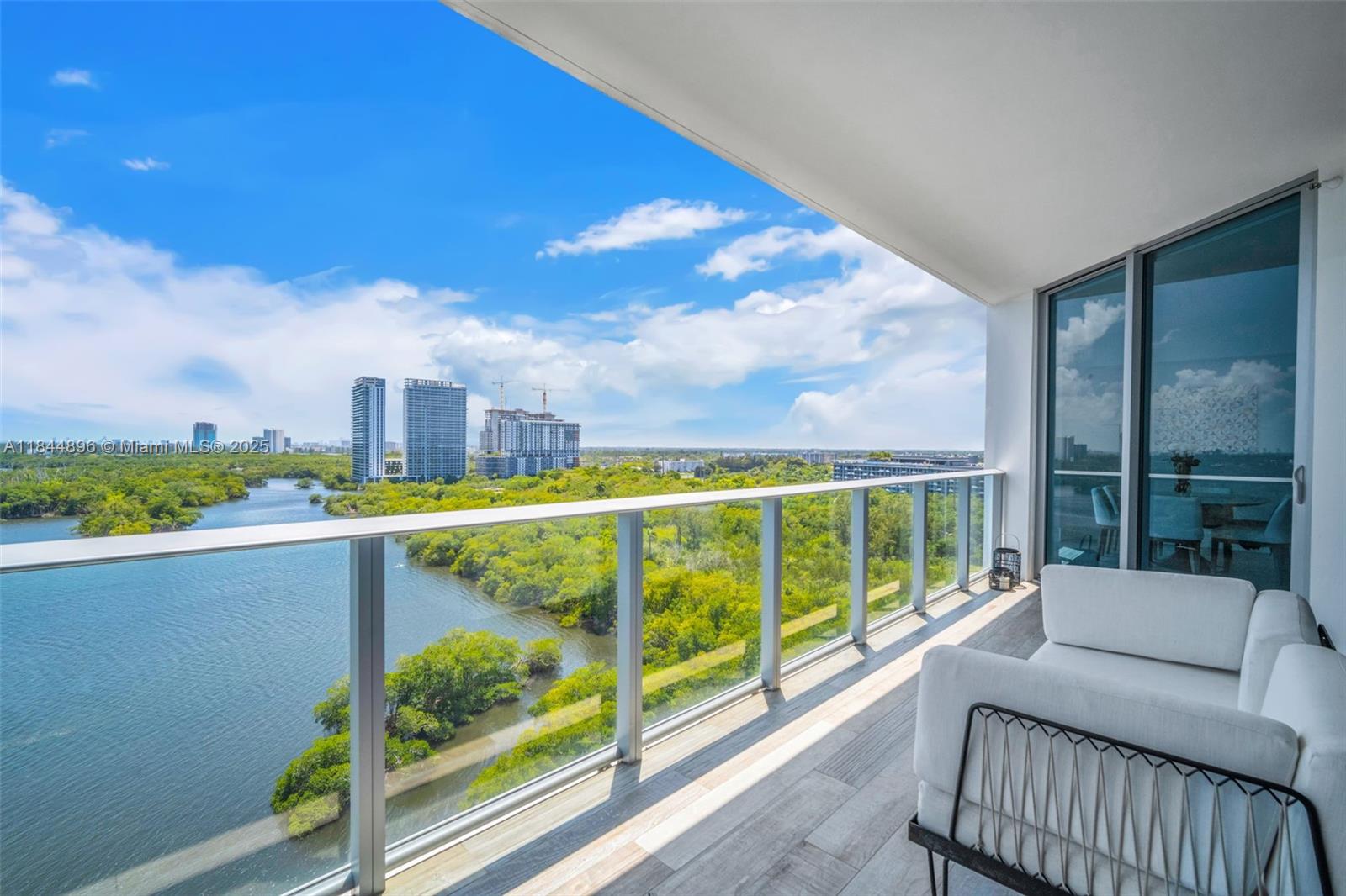 Photo of 17111 Biscayne Blvd  #1406, North Miami Beach, Florida, 33160 - 