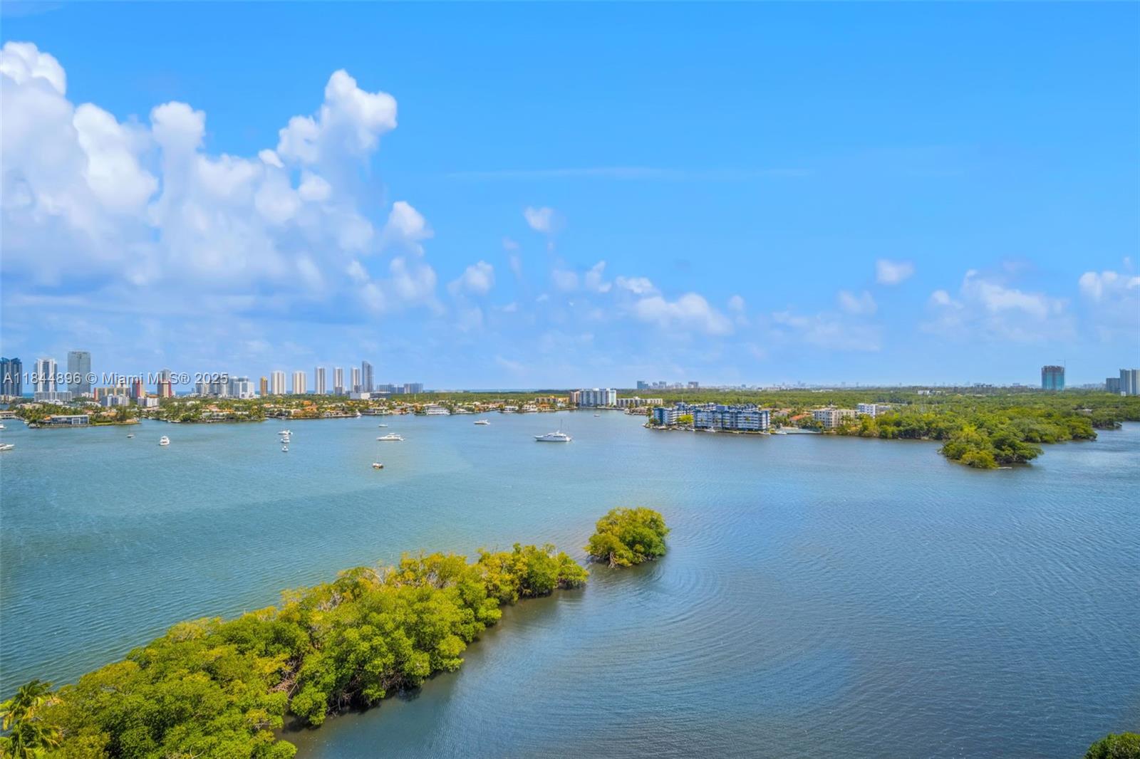 Photo of 17111 Biscayne Blvd  #1406, North Miami Beach, Florida, 33160 - 
