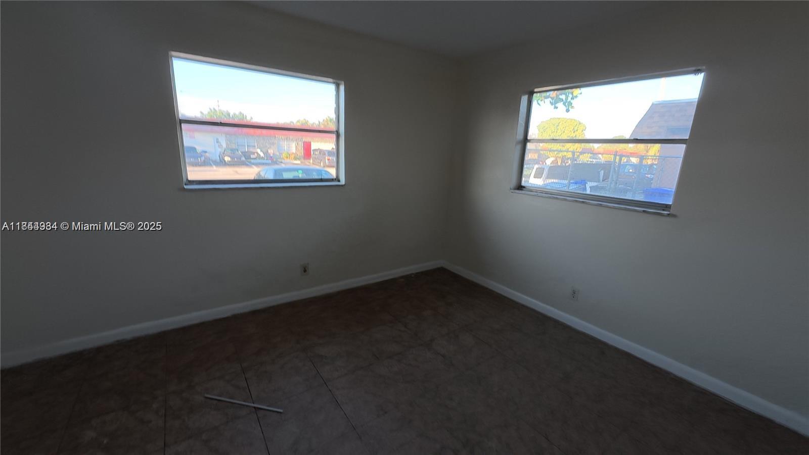 See details / 3732 sq. ft. $ 2025-08-02 0 Photo