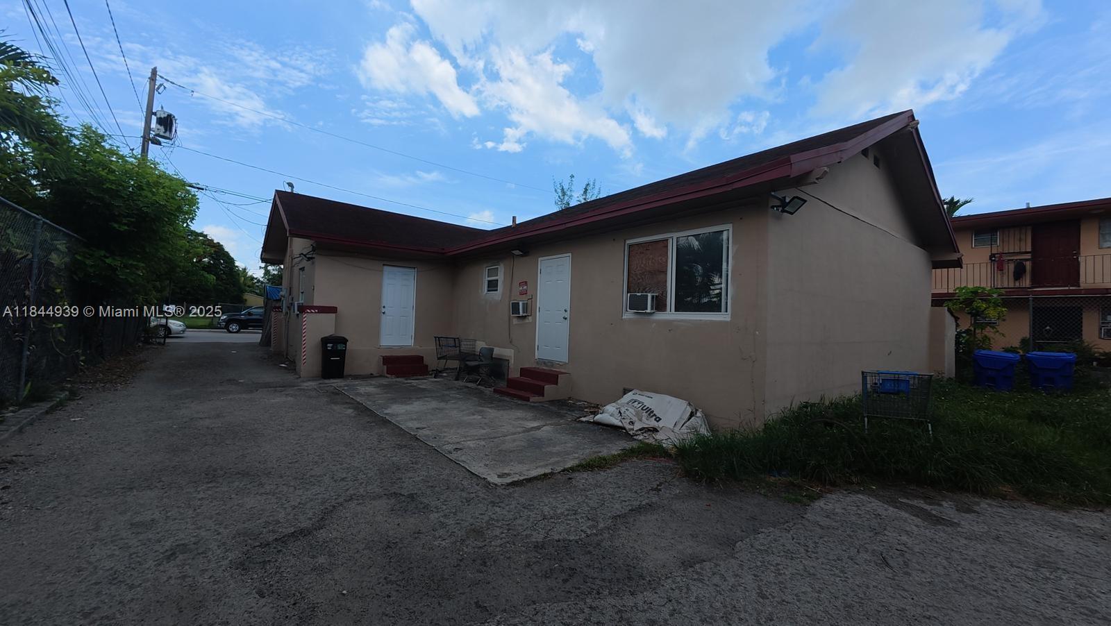 See details / 2822 sq. ft. $ 2025-07-22 0 Photo