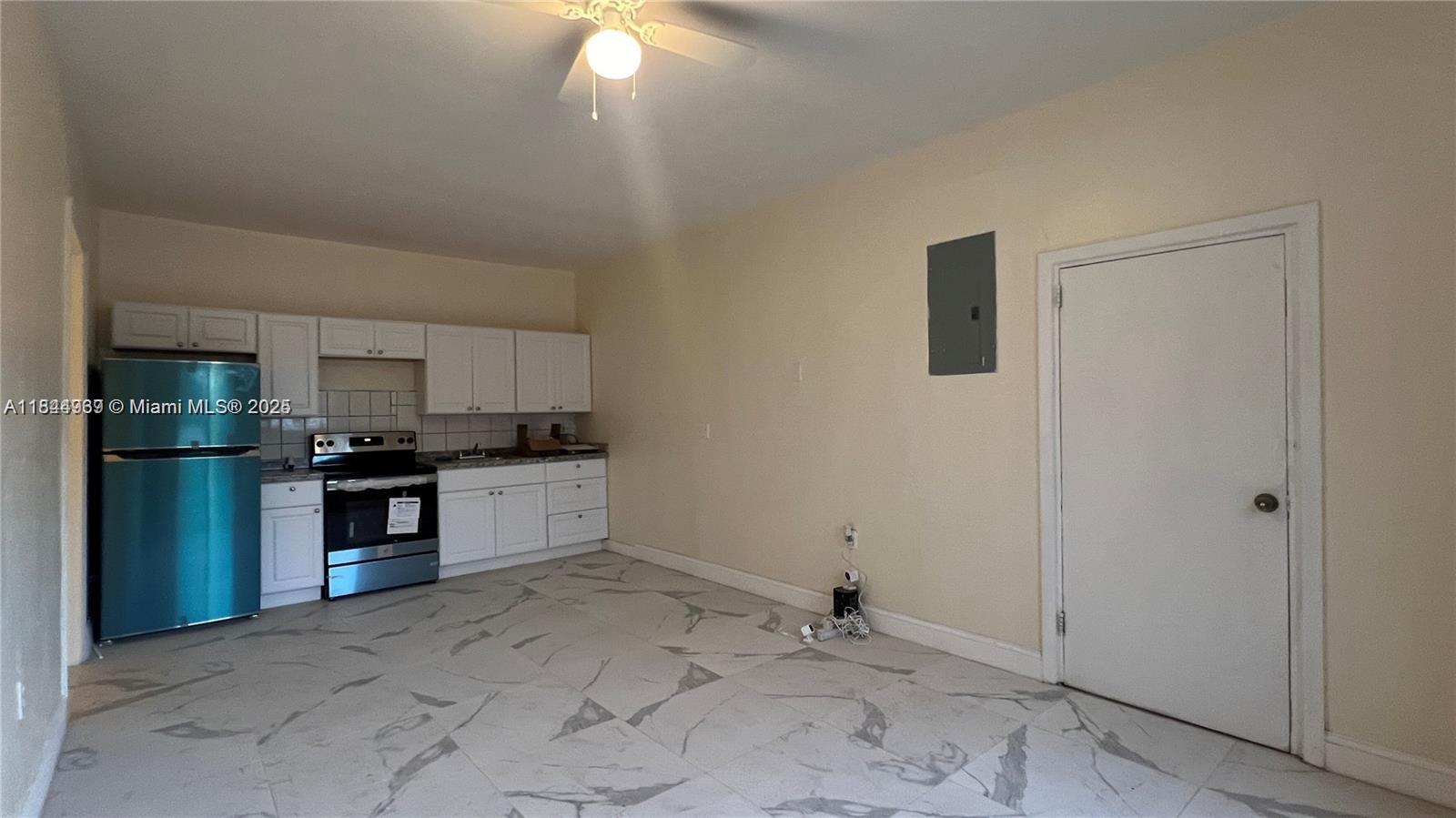 See details / 2822 sq. ft. $ 2025-07-22 0 Photo