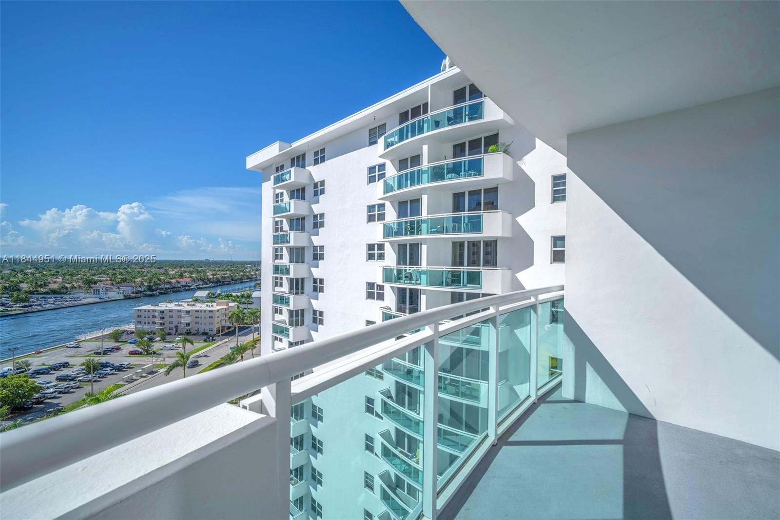 Photo of 3001 Ocean Dr  #1231, Hollywood, Florida, 33019 - 