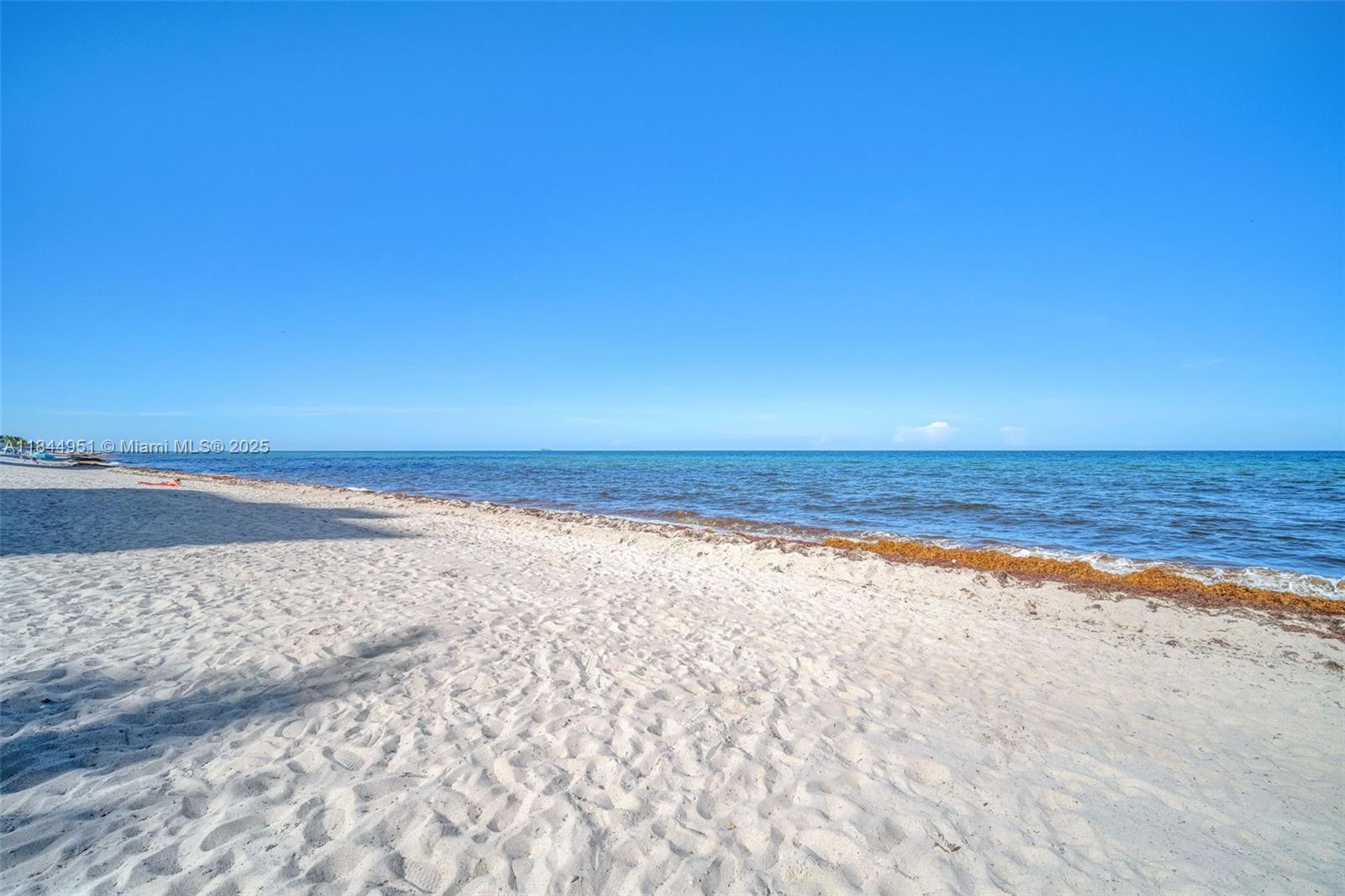 Photo of 3001 Ocean Dr  #1231, Hollywood, Florida, 33019 - 