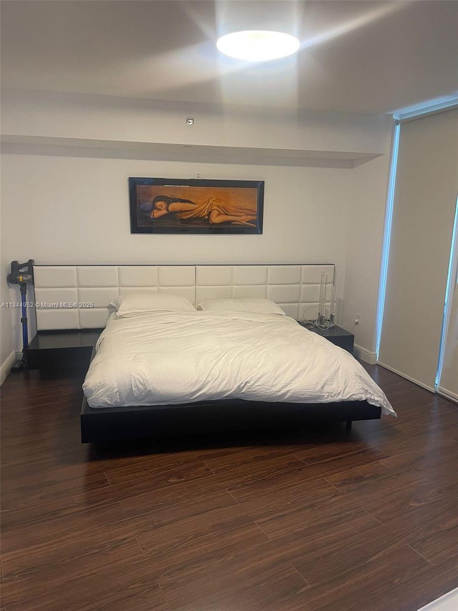 Ver detalles 3102 2 / 2 1396 sq. ft. $ 2025-07-22 0 foto