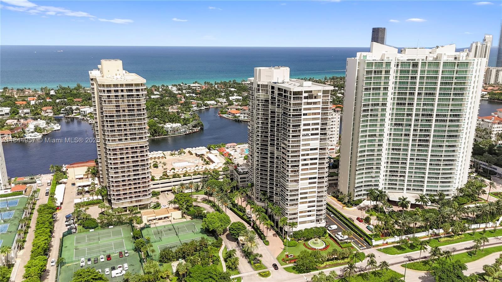 Photo of 20185 Country Club Dr #502, Aventura, Florida, 33180 -