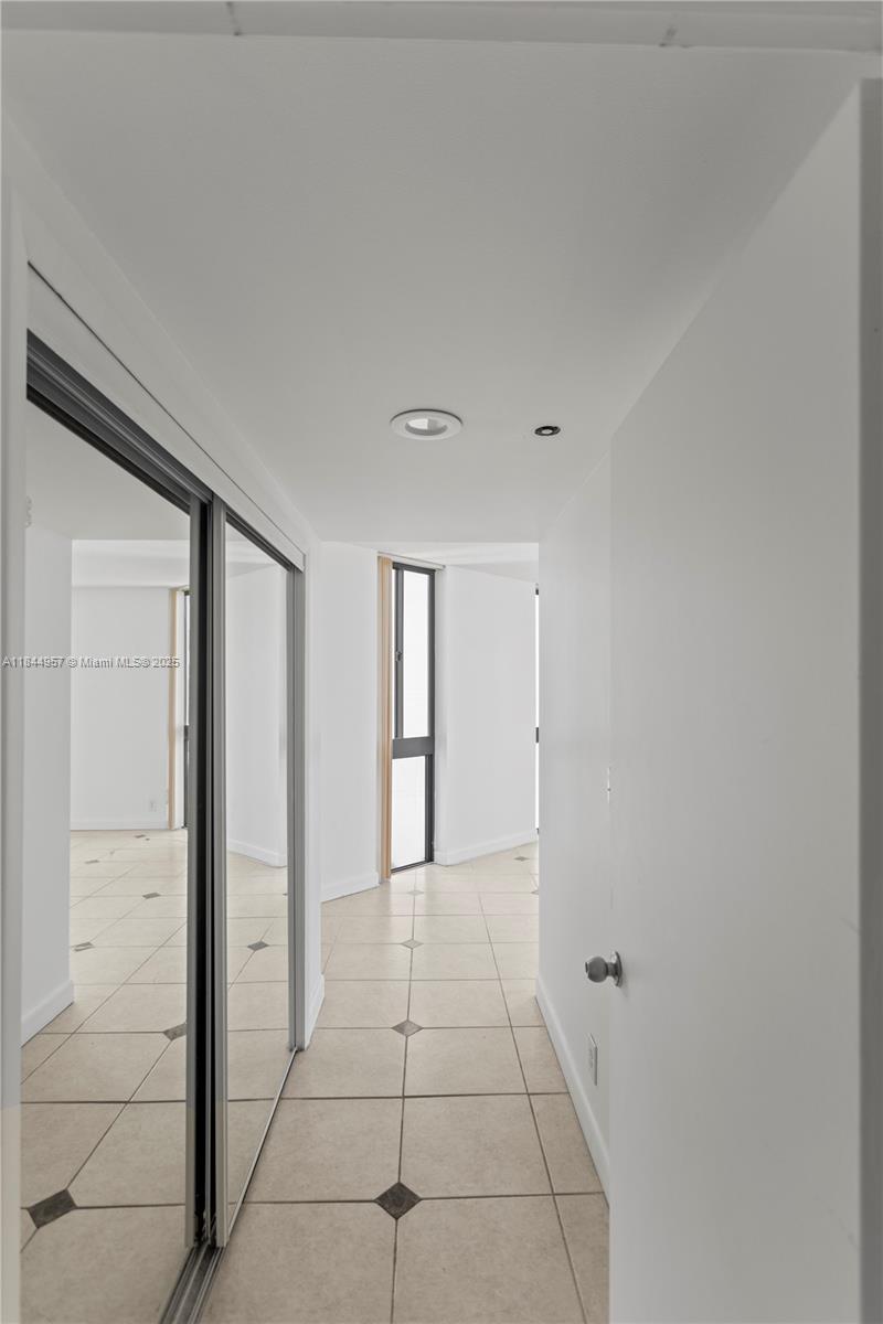 Photo of 20185 Country Club Dr  #502, Aventura, Florida, 33180 - 