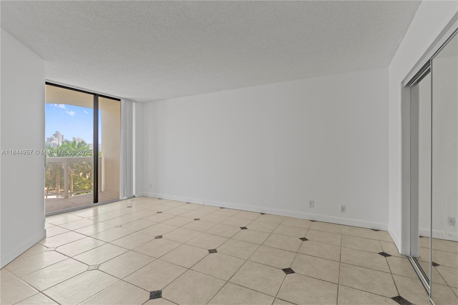 Photo of 20185 Country Club Dr  #502, Aventura, Florida, 33180 - 