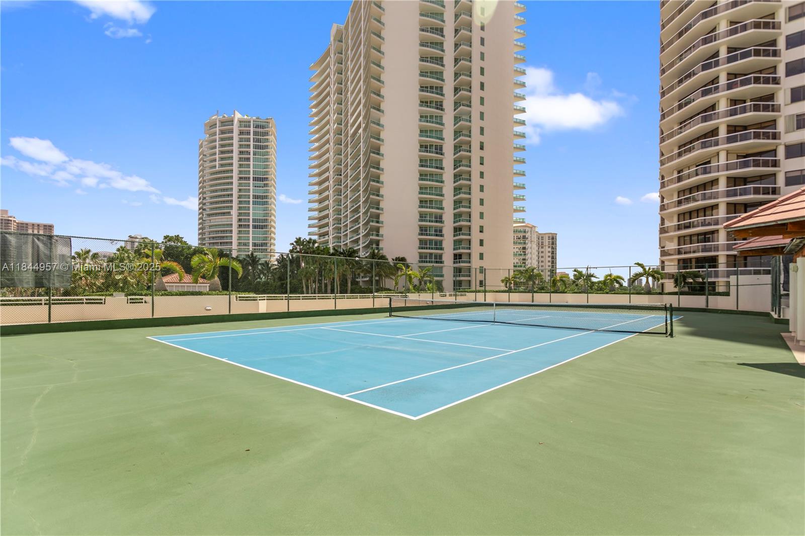 Photo of 20185 Country Club Dr  #502, Aventura, Florida, 33180 - 