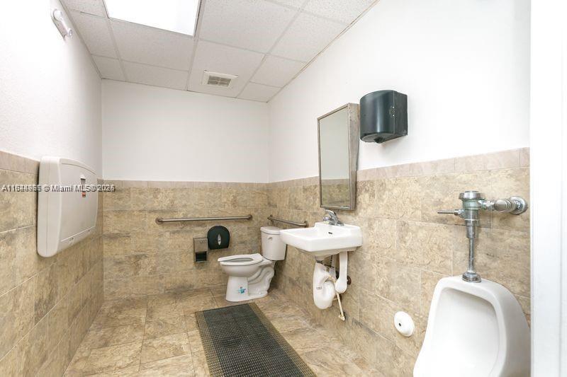 See details / sq. ft. $ 2025-07-22 0 Photo