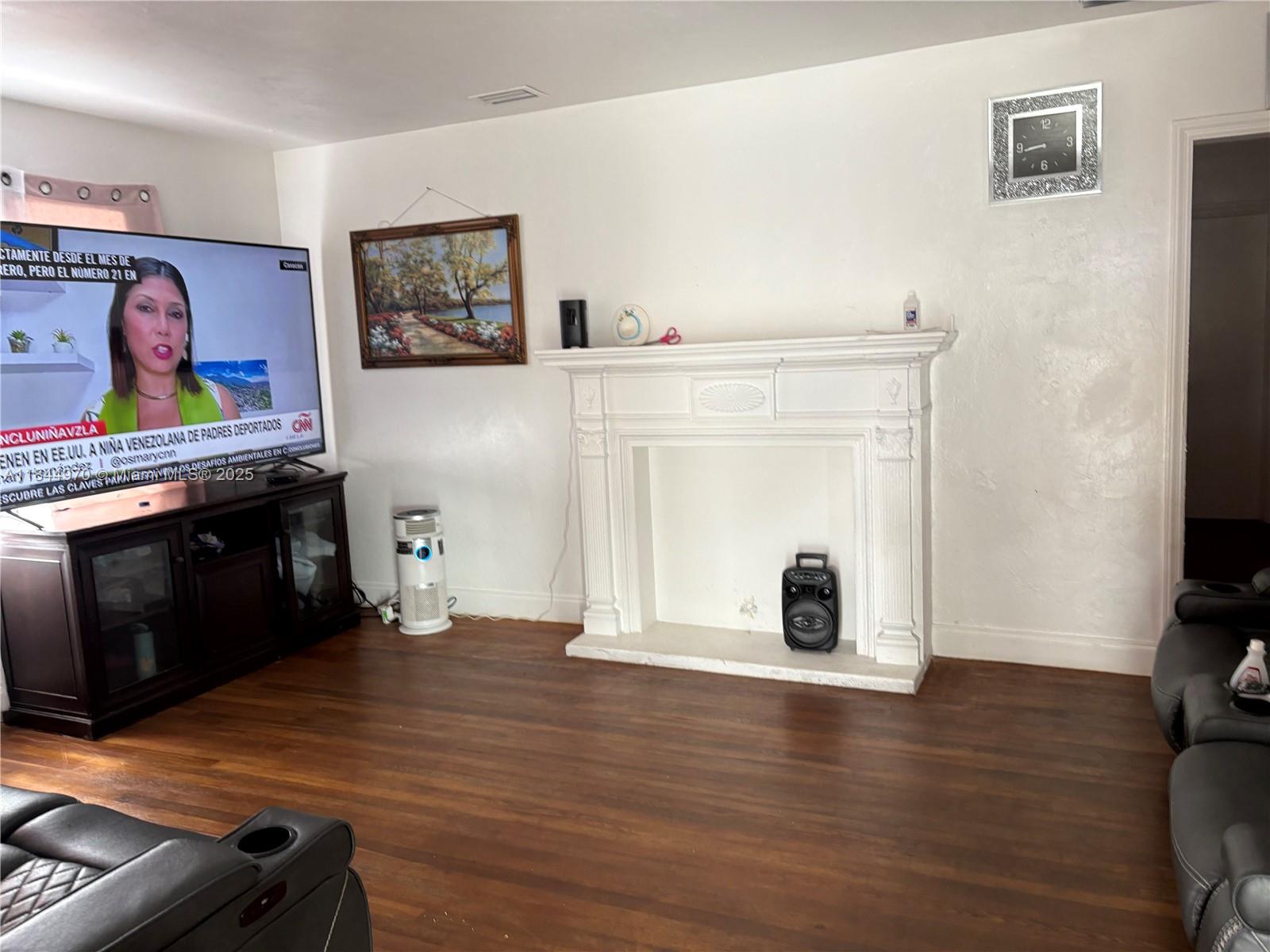 See details / 1962 sq. ft. $ 2025-07-22 0 Photo