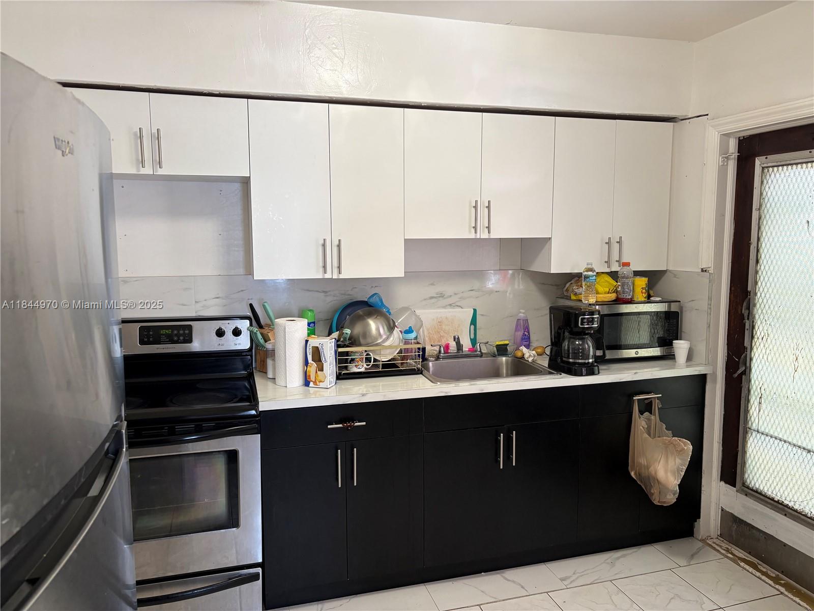 See details / 1962 sq. ft. $ 2025-07-22 0 Photo