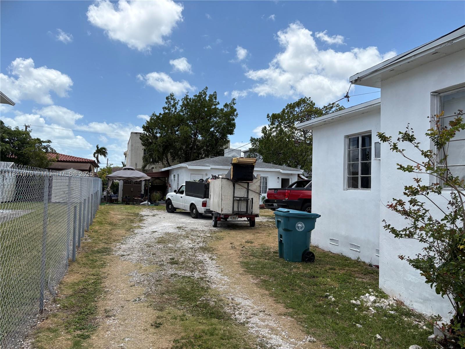 See details / 1962 sq. ft. $ 2025-07-22 0 Photo