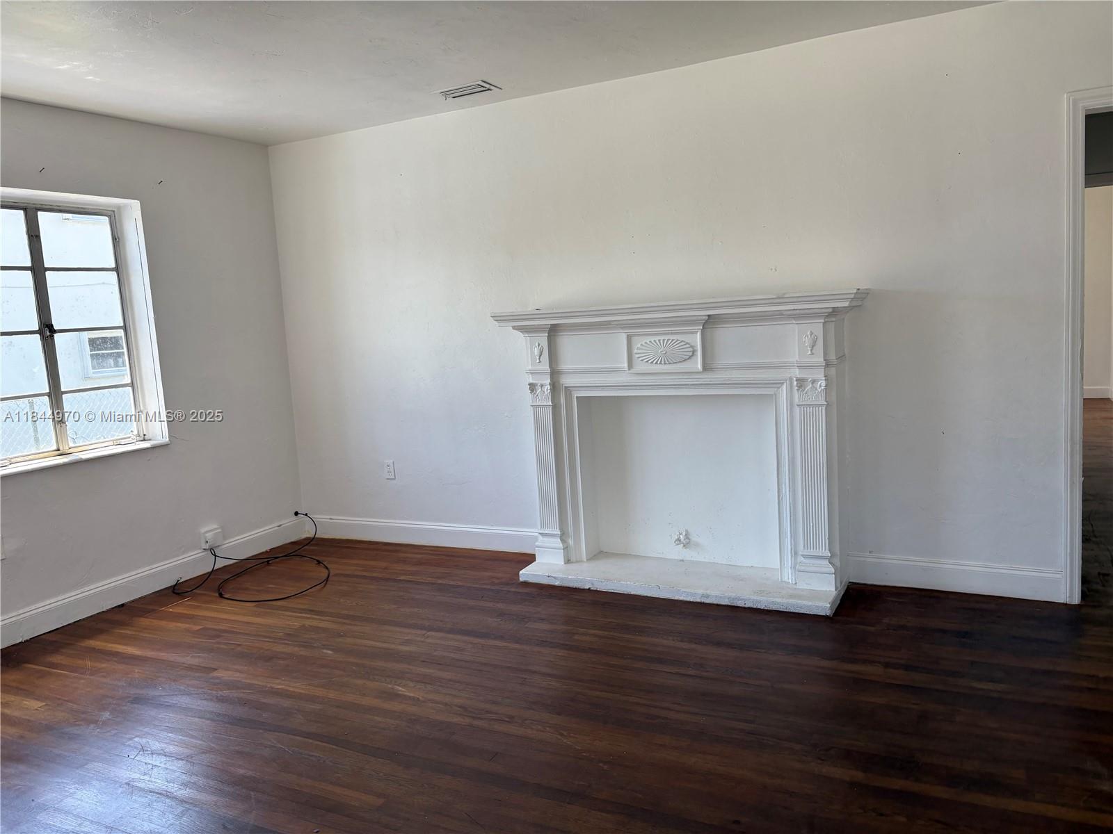 See details / 1962 sq. ft. $ 2025-07-22 0 Photo