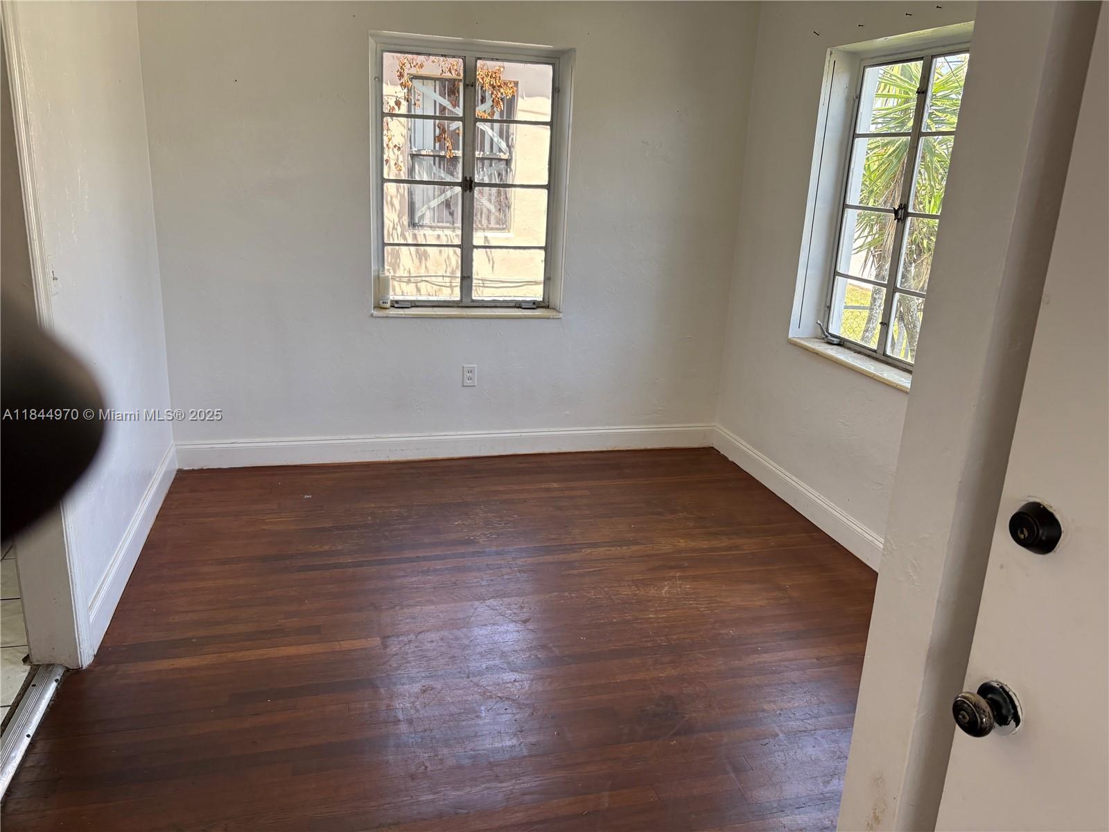 See details / 1962 sq. ft. $ 2025-07-22 0 Photo