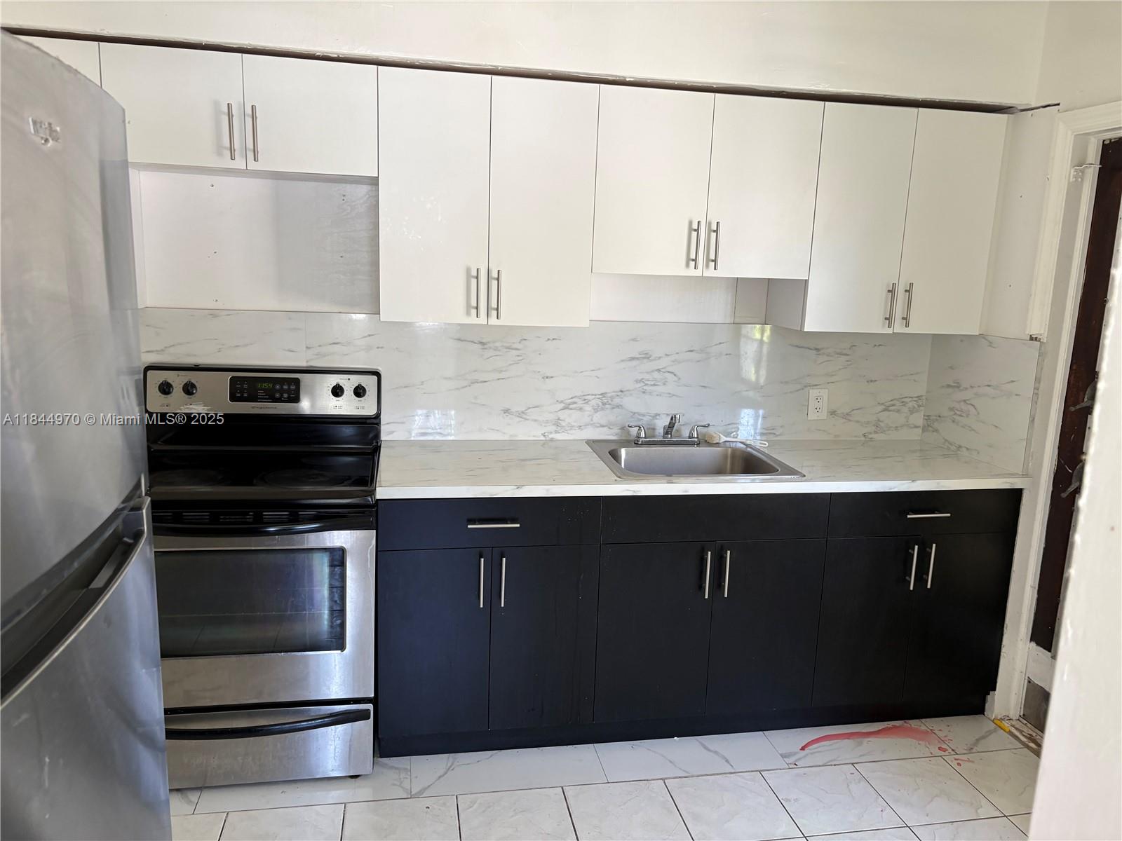 See details / 1962 sq. ft. $ 2025-07-22 0 Photo