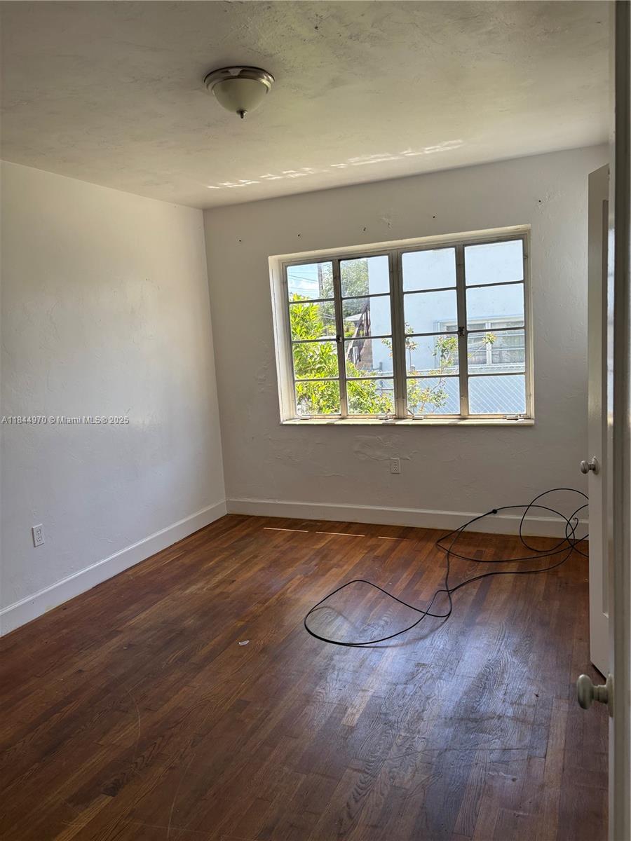 See details / 1962 sq. ft. $ 2025-07-22 0 Photo
