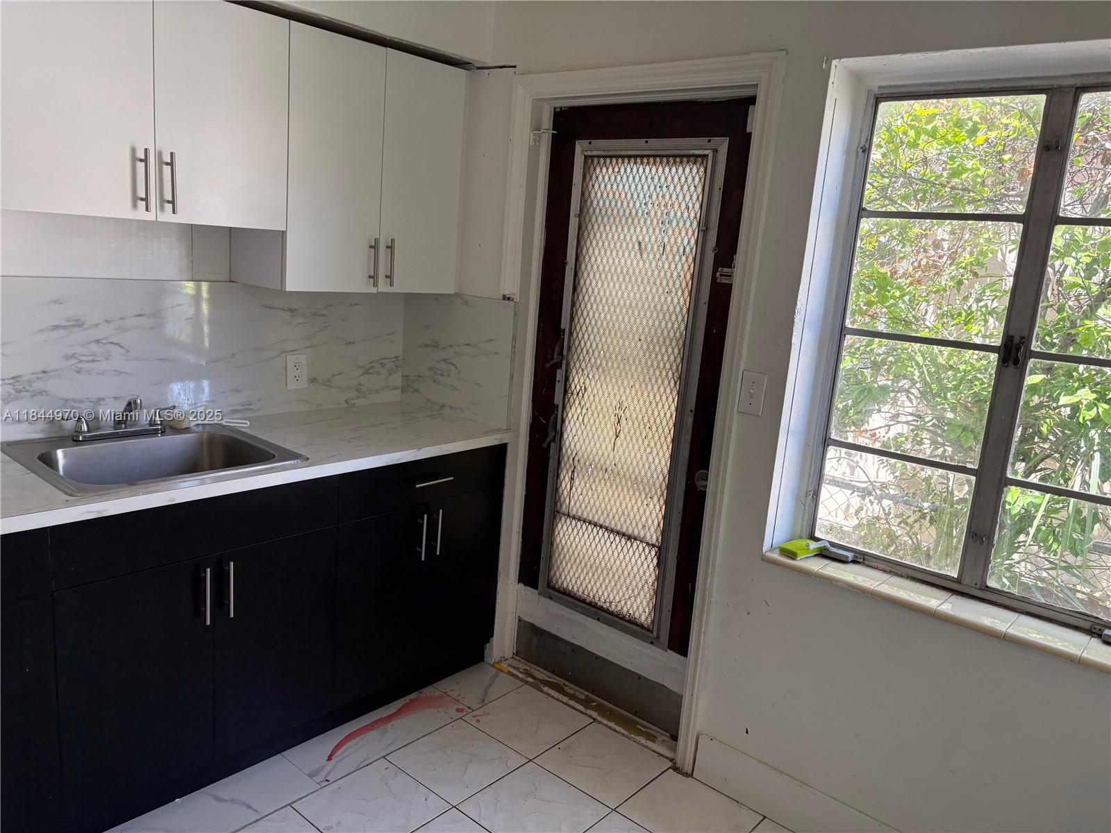See details / 1962 sq. ft. $ 2025-07-22 0 Photo