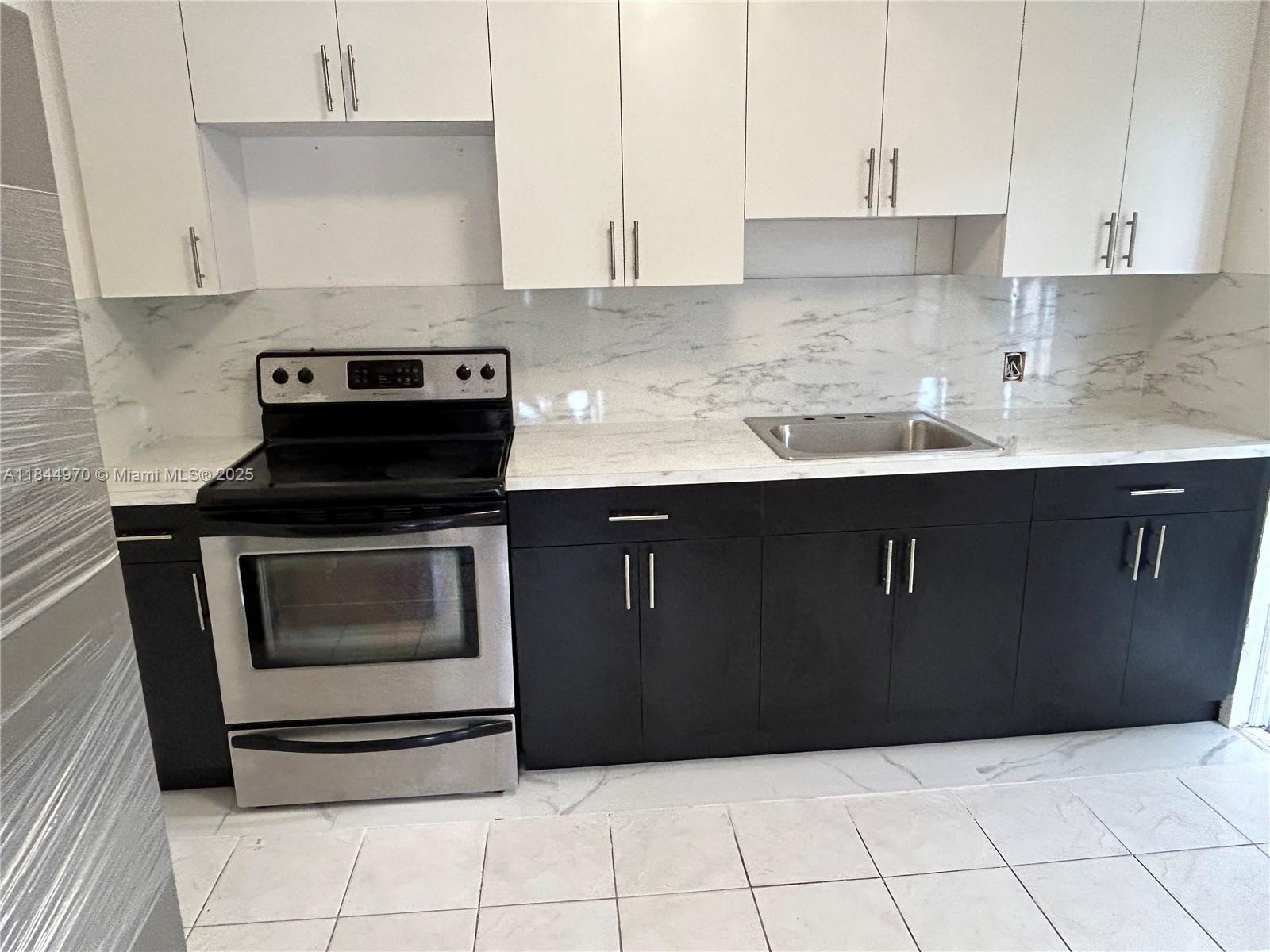 See details / 1962 sq. ft. $ 2025-07-22 0 Photo