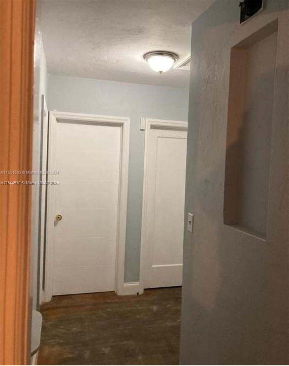 See details / 1962 sq. ft. $ 2025-07-22 0 Photo