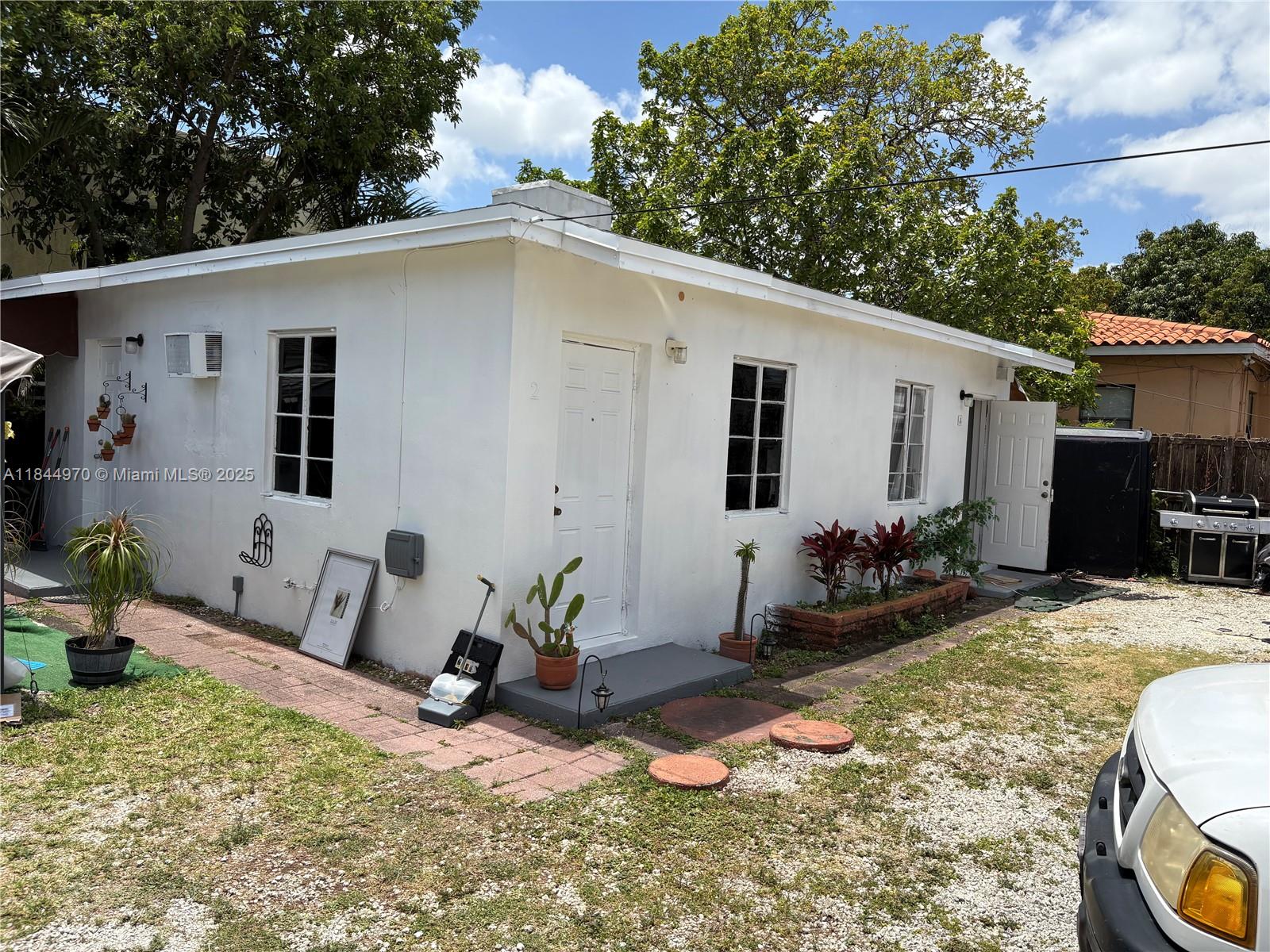 See details / 1962 sq. ft. $ 2025-07-22 0 Photo